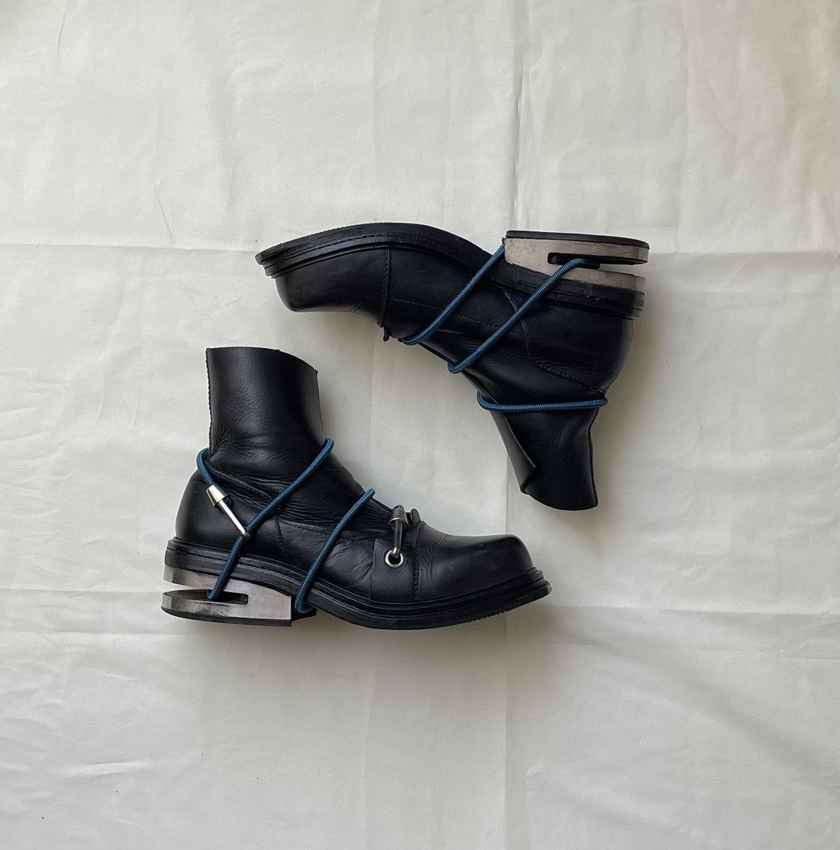image of Dirk Bikkembergs Bungee Cord Steel-Cut Shoes in Black, Men's (Size 10)