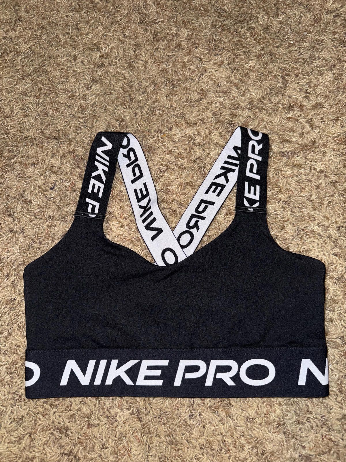 Nike Nike Pro Women's Light-Support Non-Padded Sports Bra Size ONE SIZE - 1 Thumbnail