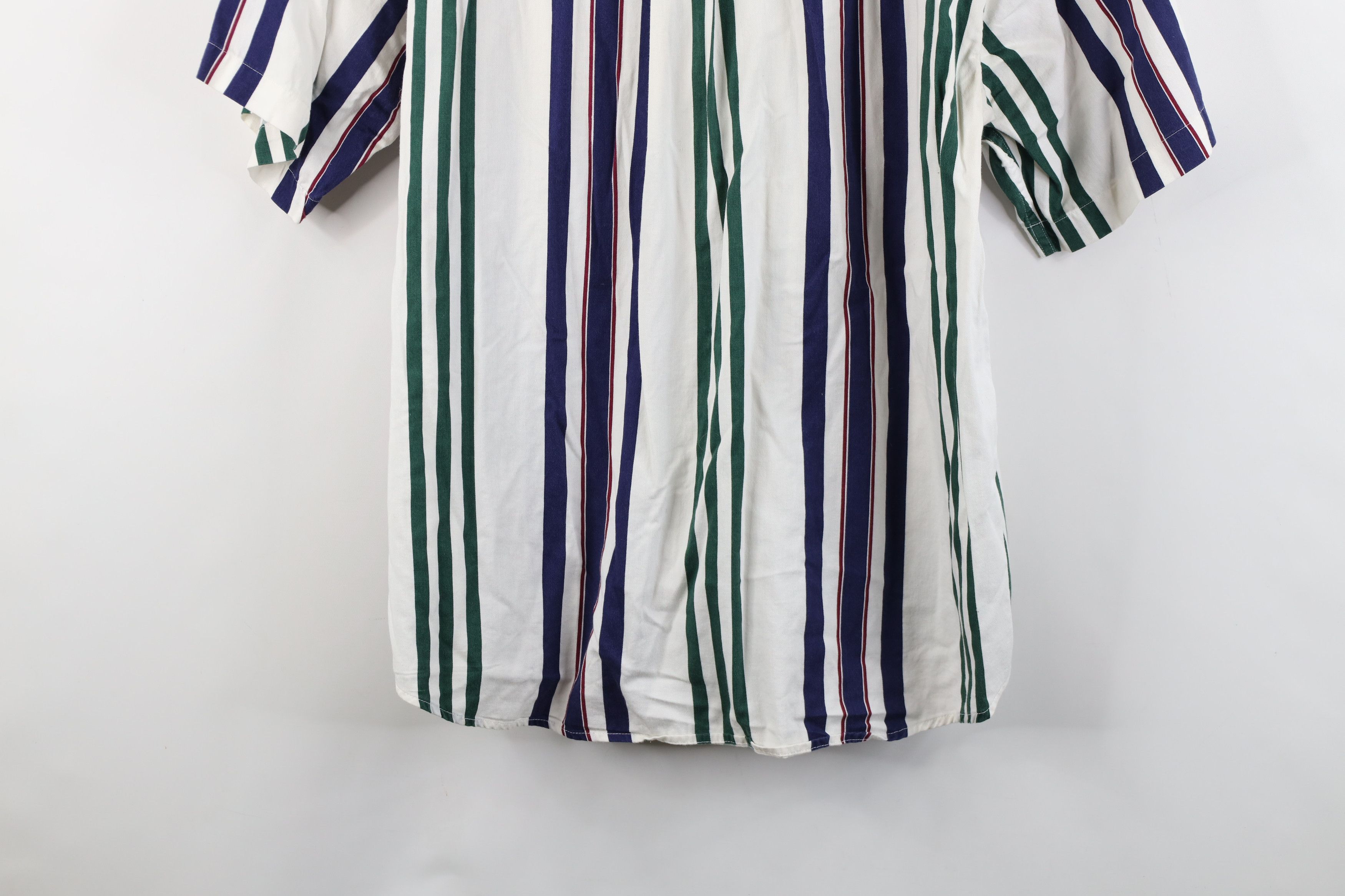 Vintage Vintage 90s Streetwear Block Short Sleeve Button Down Shirt Size US XL / EU 56 / 4 - 12 Thumbnail