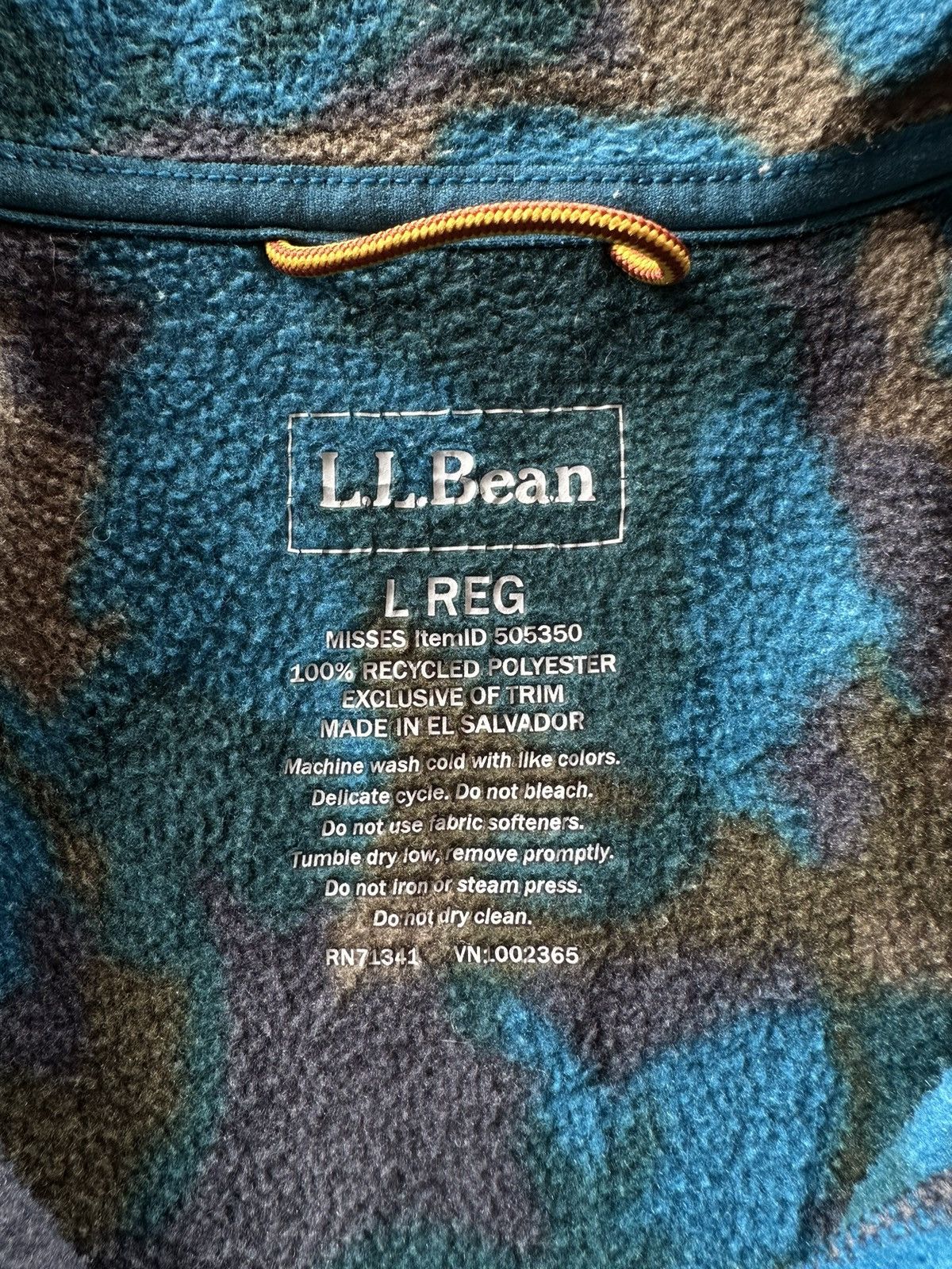 L.L. Bean LL Bean Blue Camo Pullover Fleece Sweater Size L / US 10 / IT 46 - 5 Thumbnail