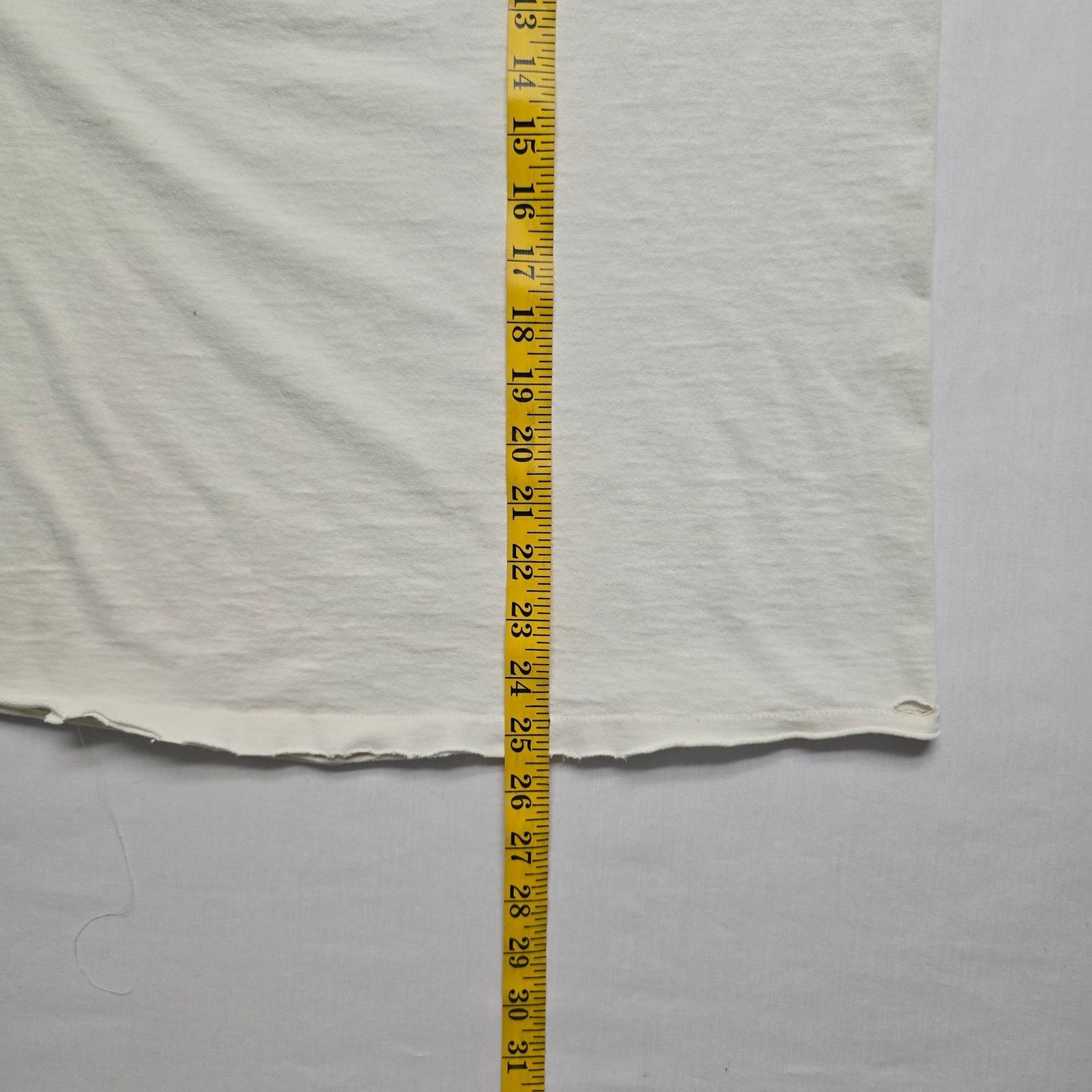 Vintage Vintage Art Of Life Tee CRMC Distressed White L Tee 90s VTG Size L / US 10 / IT 46 - 13 Thumbnail