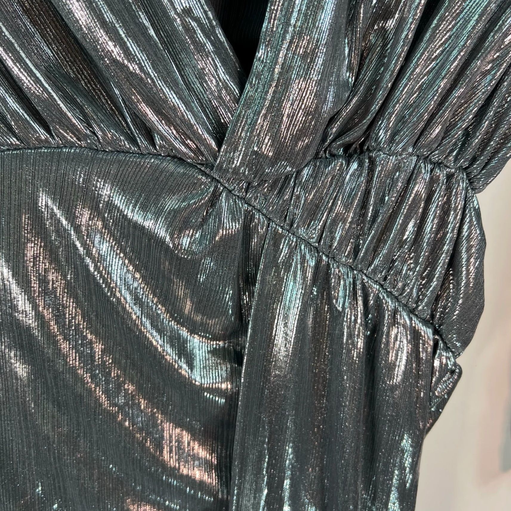 Vintage SCENE STEALER METALLIC DRESS Womens Midi Pullover Dress V-Neck Silver Wrap Dress Long Sleeve XS/Size M not applicable Size M / US 6-8 / IT 42-44 - 3 Thumbnail