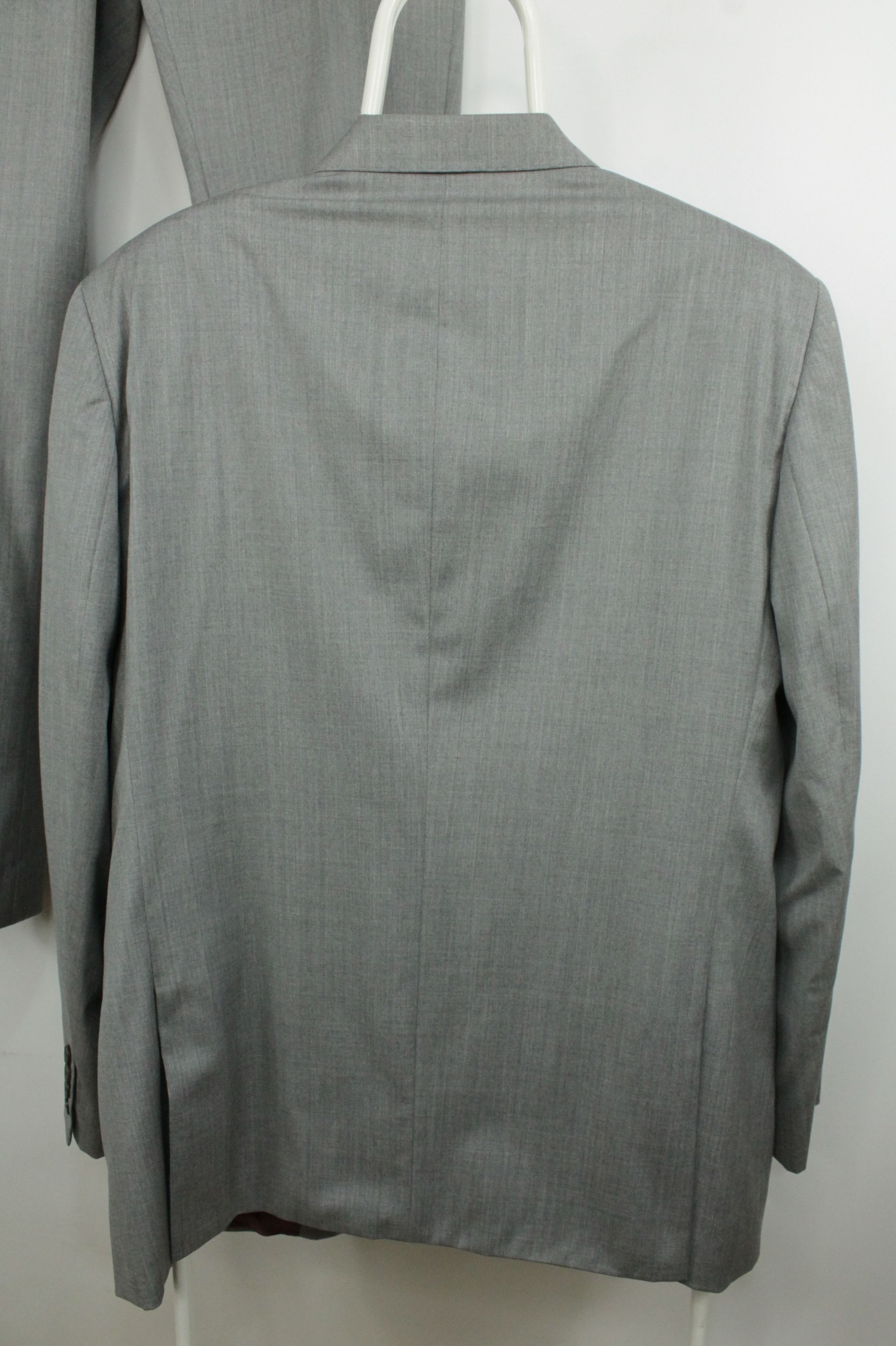 Charles Tyrwhitt Charles Tyrwhitt Gray Reda 110'S Wool Suit Men's Size 42R - 5 Thumbnail