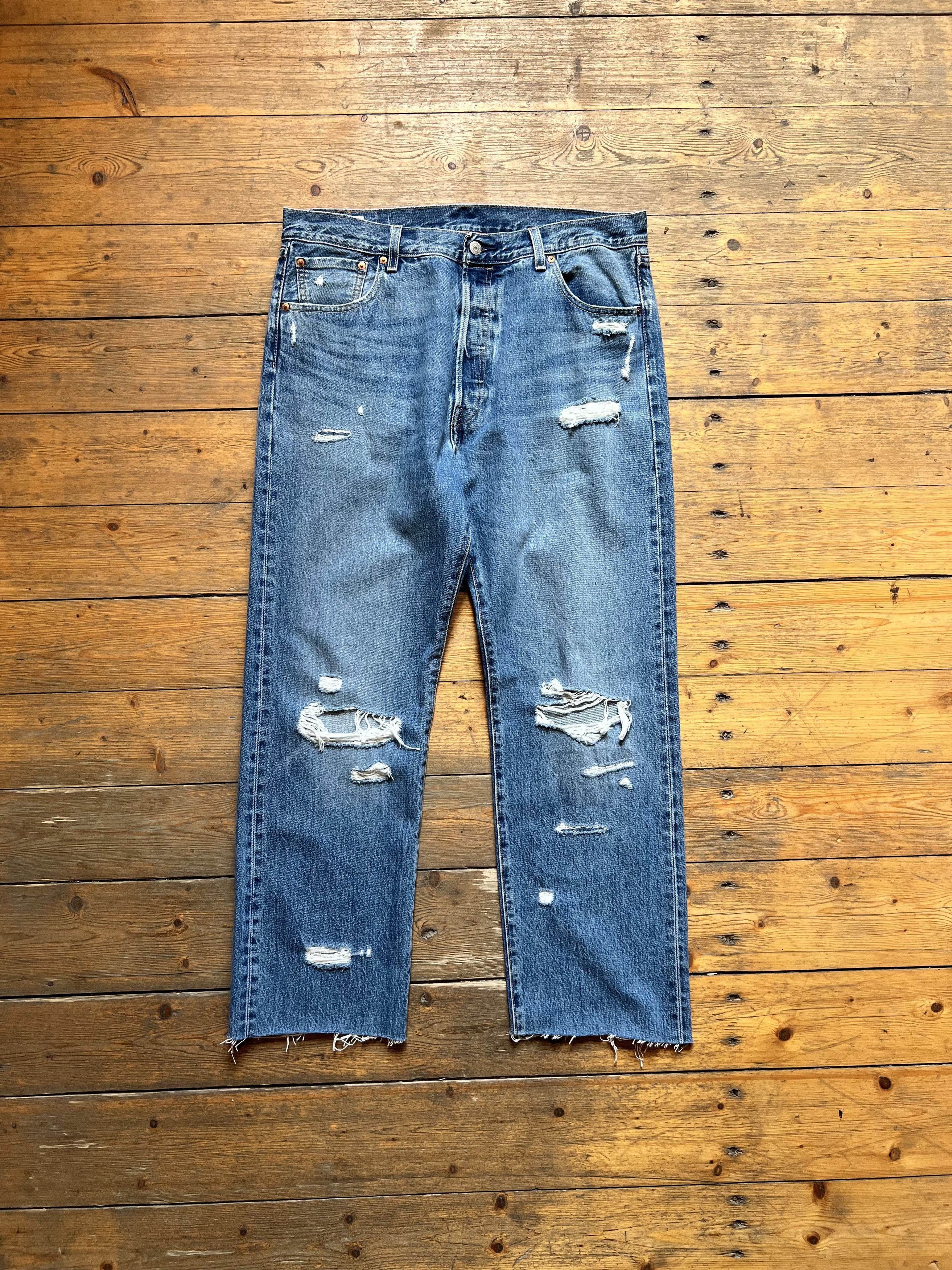 Levi's Vintage Clothing Levis Distressed 501 93 Baggie Relaxed Fit Denim Jeans pants Size US 36 / EU 52 - 1 Thumbnail