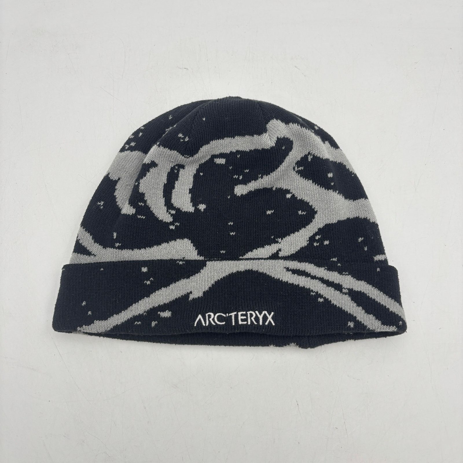 Arc'teryx Arc'teryx White Rho Toque Skull Cap Logo Beanie L/XL O/S