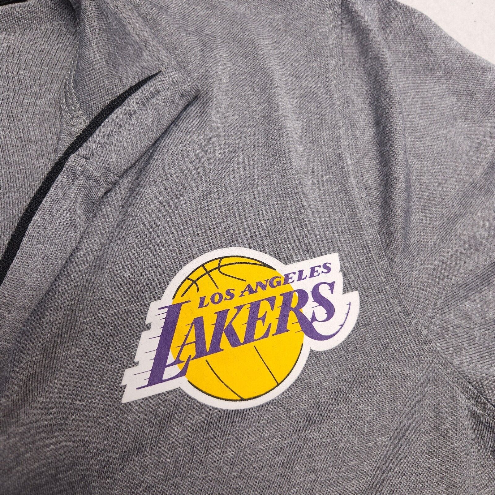 NBA NBA Los Angeles Lakers Pullover Sweatshirt Mens Size S Gray Size US S / EU 44-46 / 1 - 3 Thumbnail