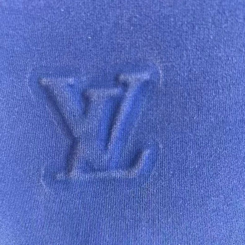 Louis Vuitton Louis Vuitton Embroidered Logo Short Sleeve Size US XL / EU 56 / 4 - 2 Thumbnail