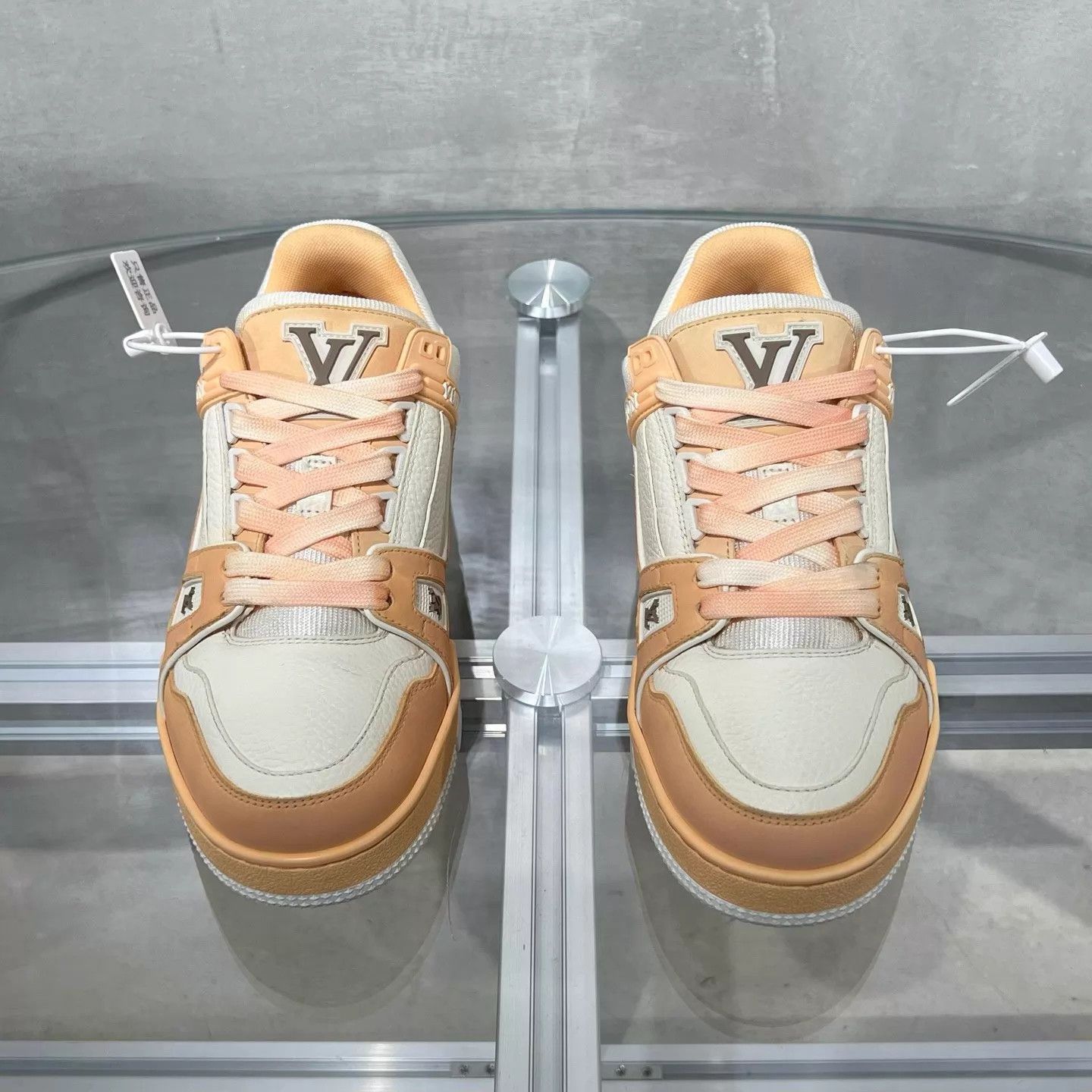 Louis Vuitton Lv Trainer White Orange UK2 36 Size US 4.5 / IT 34.5 - 1 Thumbnail