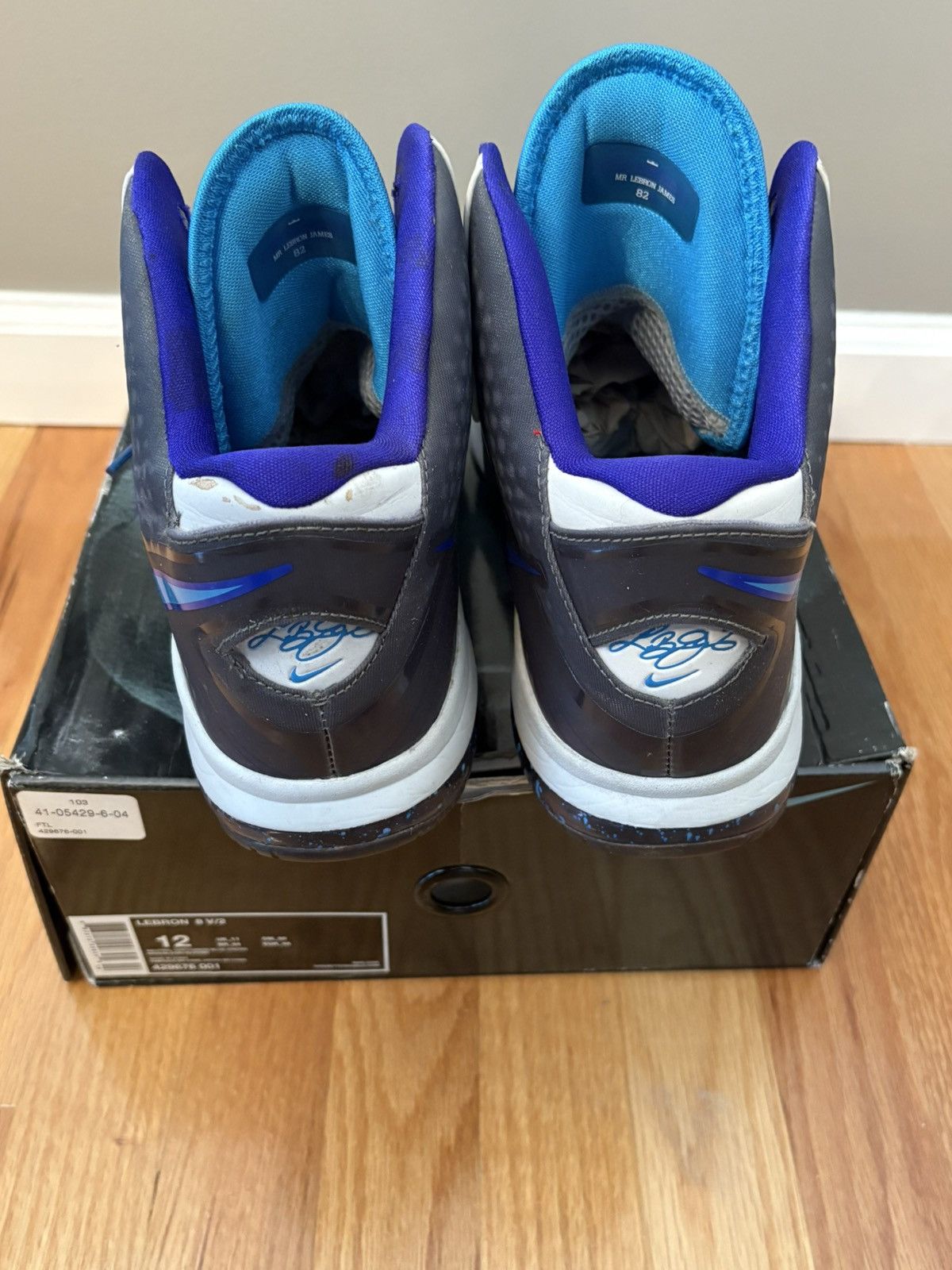 Nike Nike Lebron 8 V/2 Summit Lake Hornets Grey 429676-001 Men 12 Size US 12 / EU 45 - 5 Thumbnail