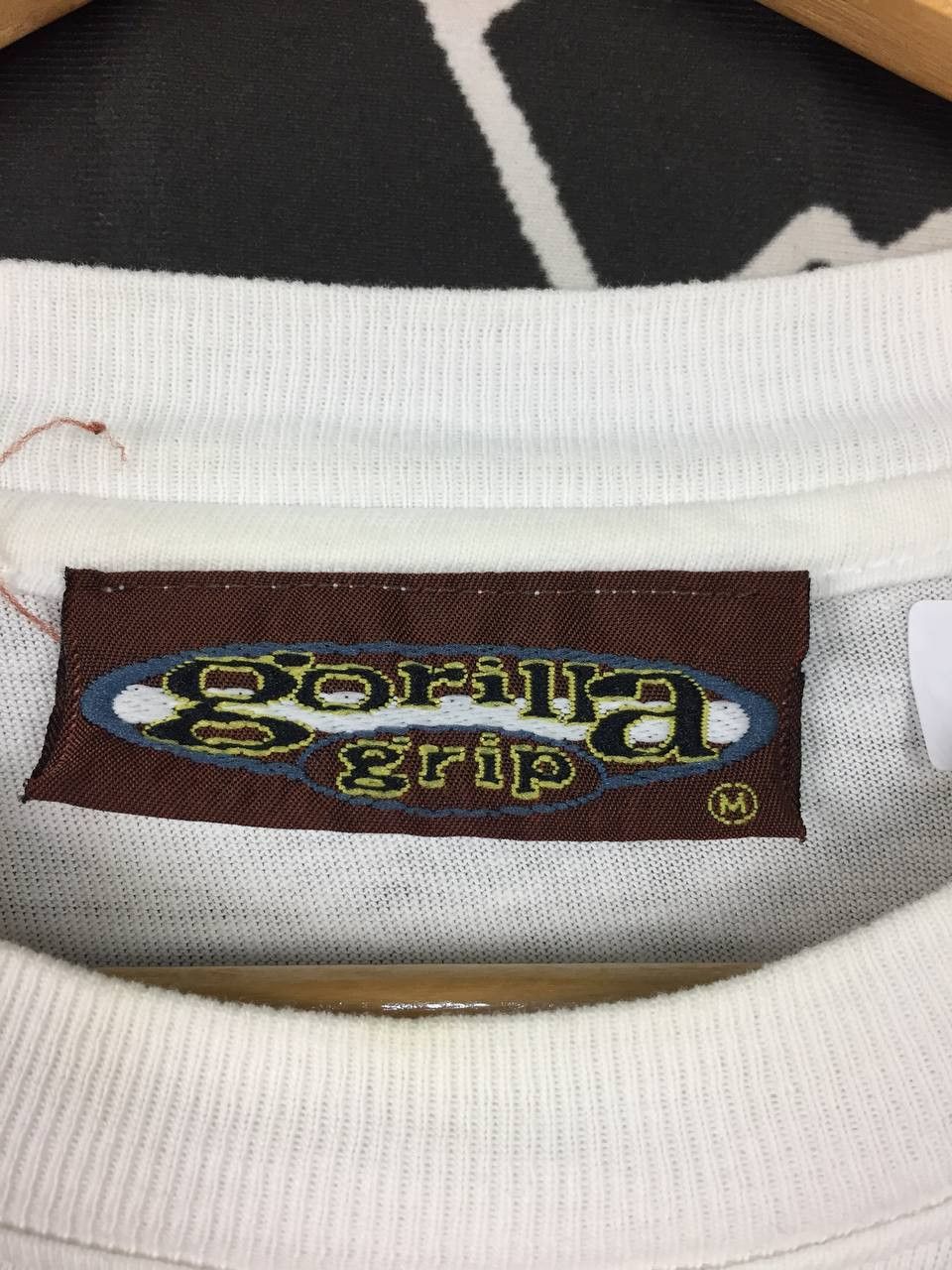 Vintage Vtg Gorilla Grip Future Surfing Surf Tee Size US M / EU 48-50 / 2 - 9 Thumbnail