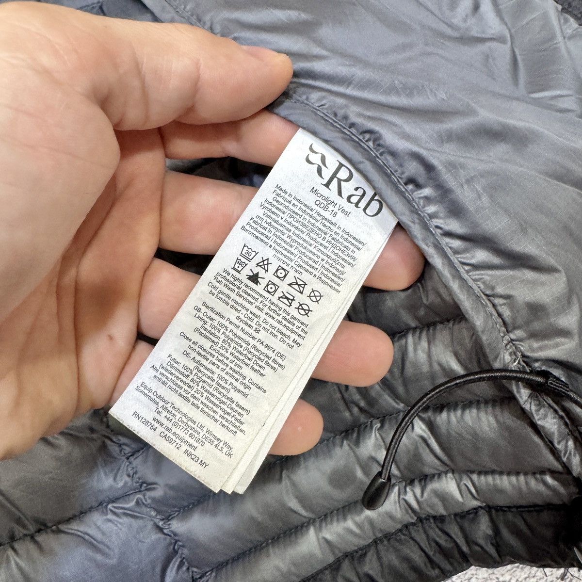 Rab Rab Microlight Down Zip Puffer Vest Gilet Black M size Size US M / EU 48-50 / 2 - 11 Thumbnail