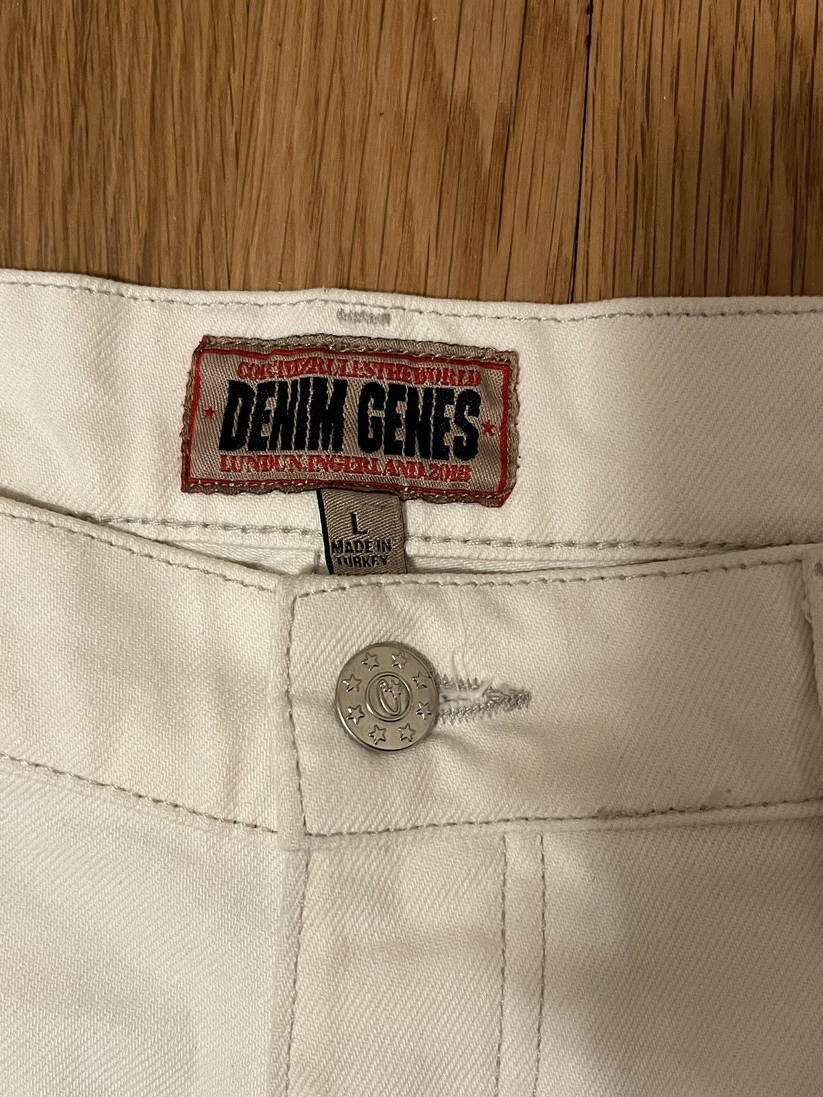 Corteiz ⚡️SELLING BASED ON OFFERS⚡️ Corteiz cream denim shorts Size US 36 / EU 52 - 3 Thumbnail
