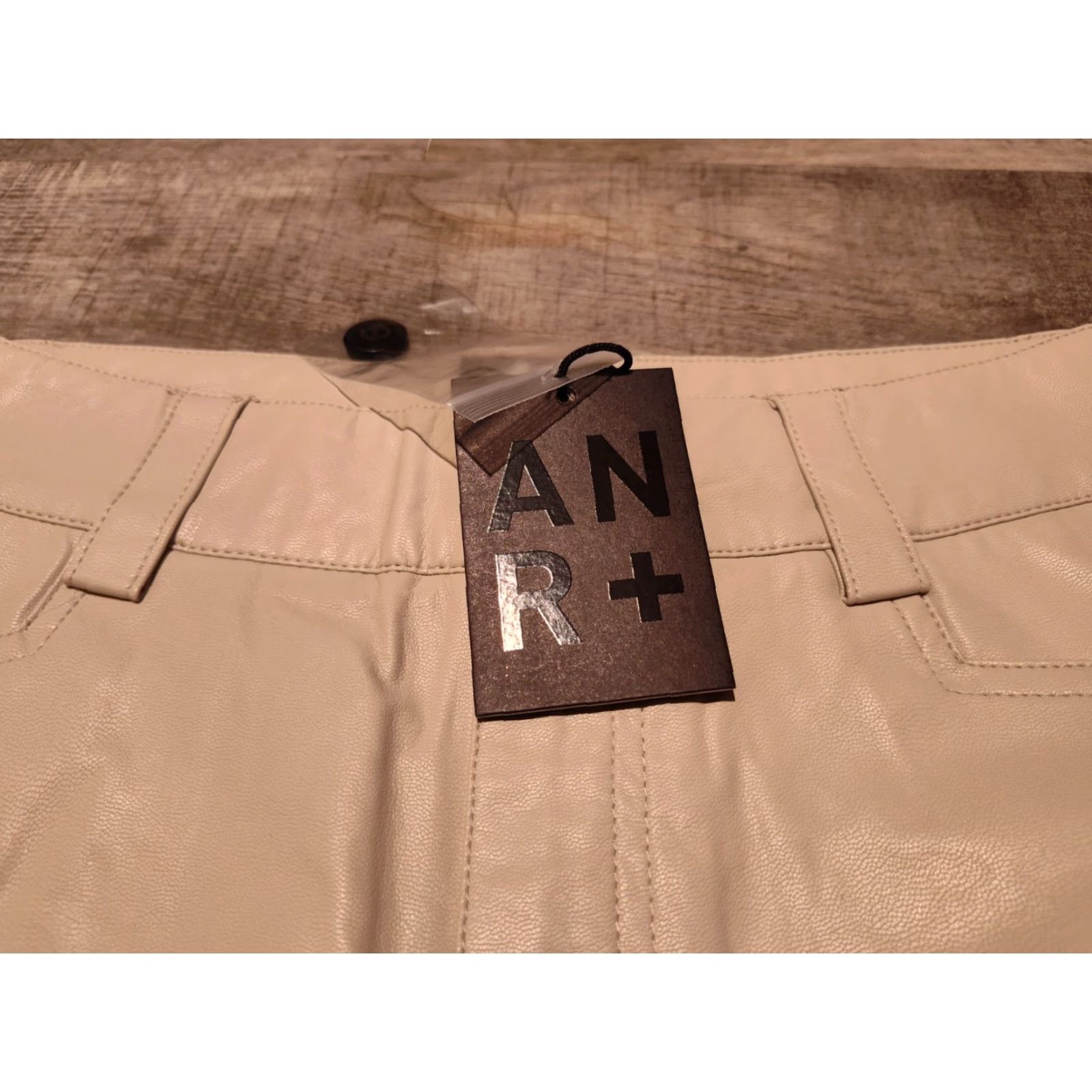 Vintage VINTAGE Alp N Rock Women’s Pants Bootcut S 31in Silvergrey Faux Leather 90s Grunge NWT Size 28" / US 6 / IT 42 - 4 Thumbnail