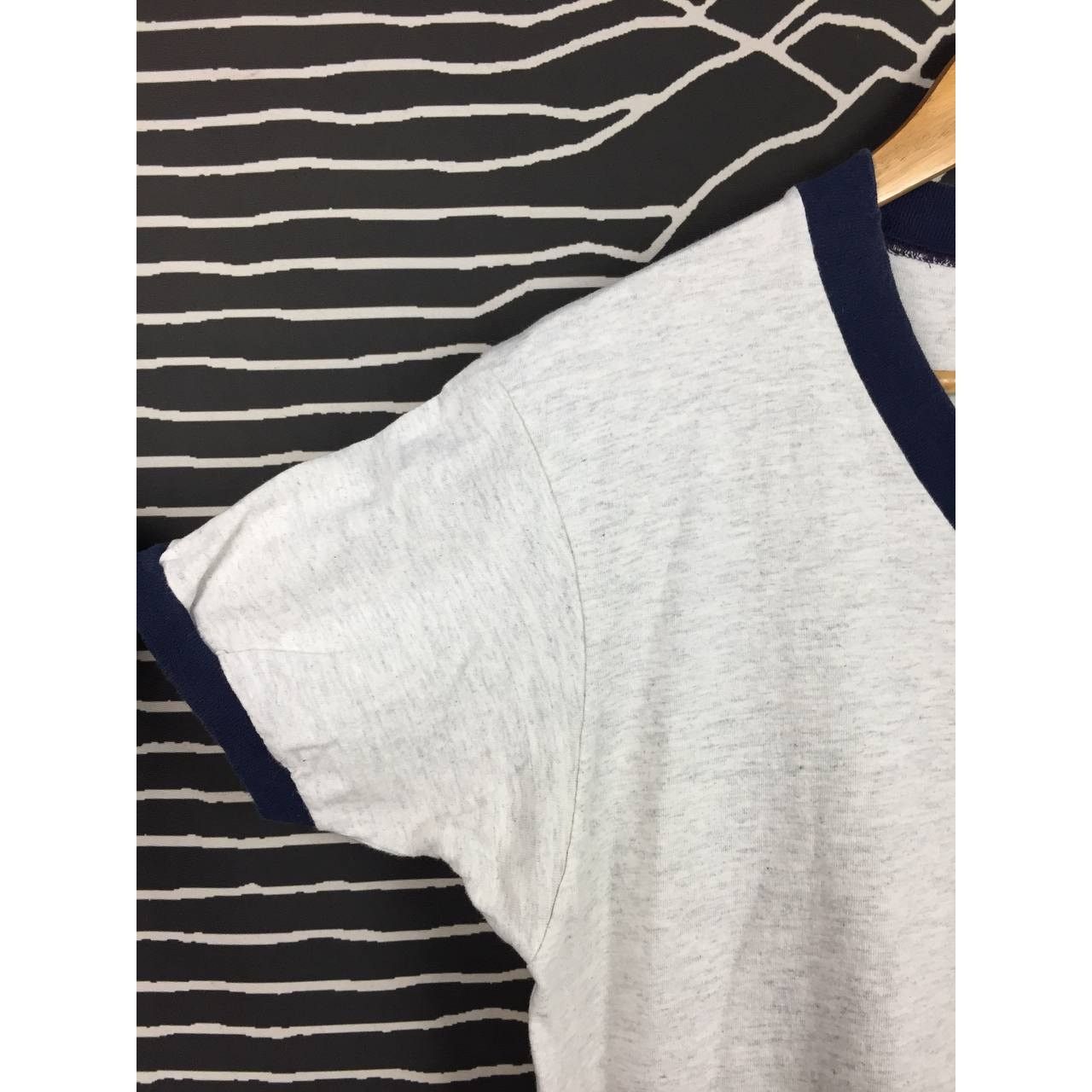 Vintage Vtg Discus Athletic Made In Usa Plain Casual V-Neck Tee Size US M / EU 48-50 / 2 - 4 Thumbnail