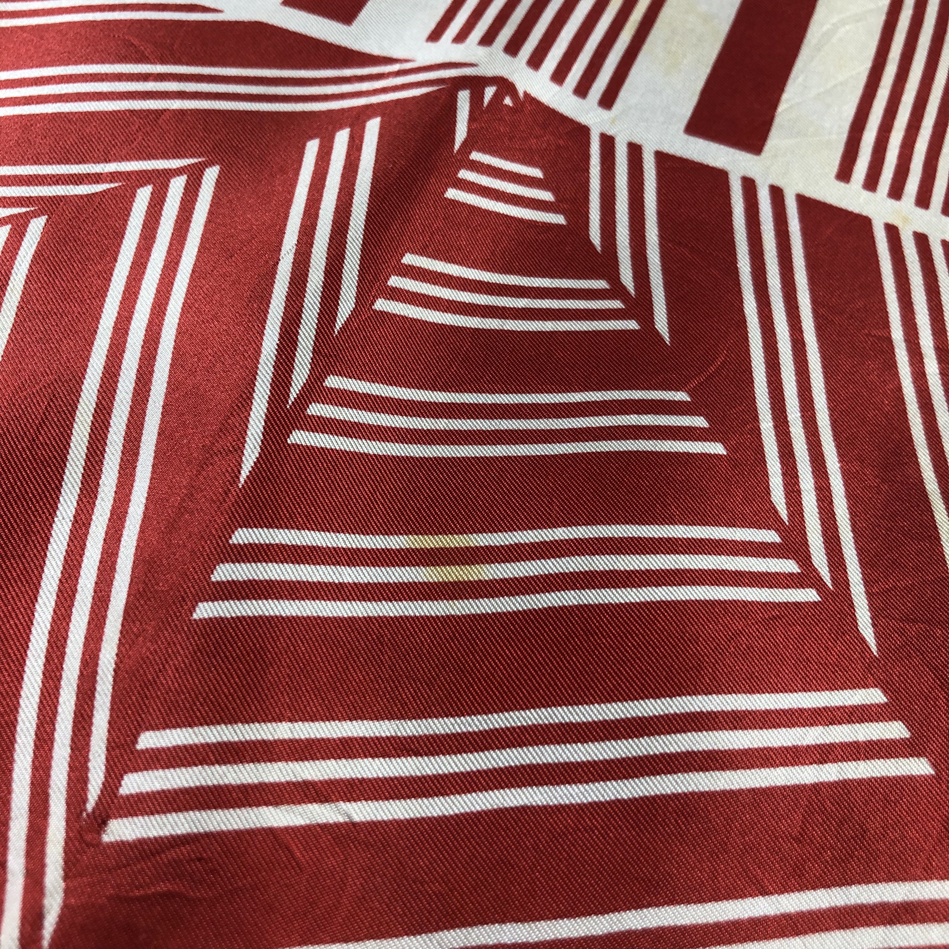 Japanese Brand Vintage Dessins Medaille Silk Scarf M899 Size ONE SIZE - 7 Thumbnail