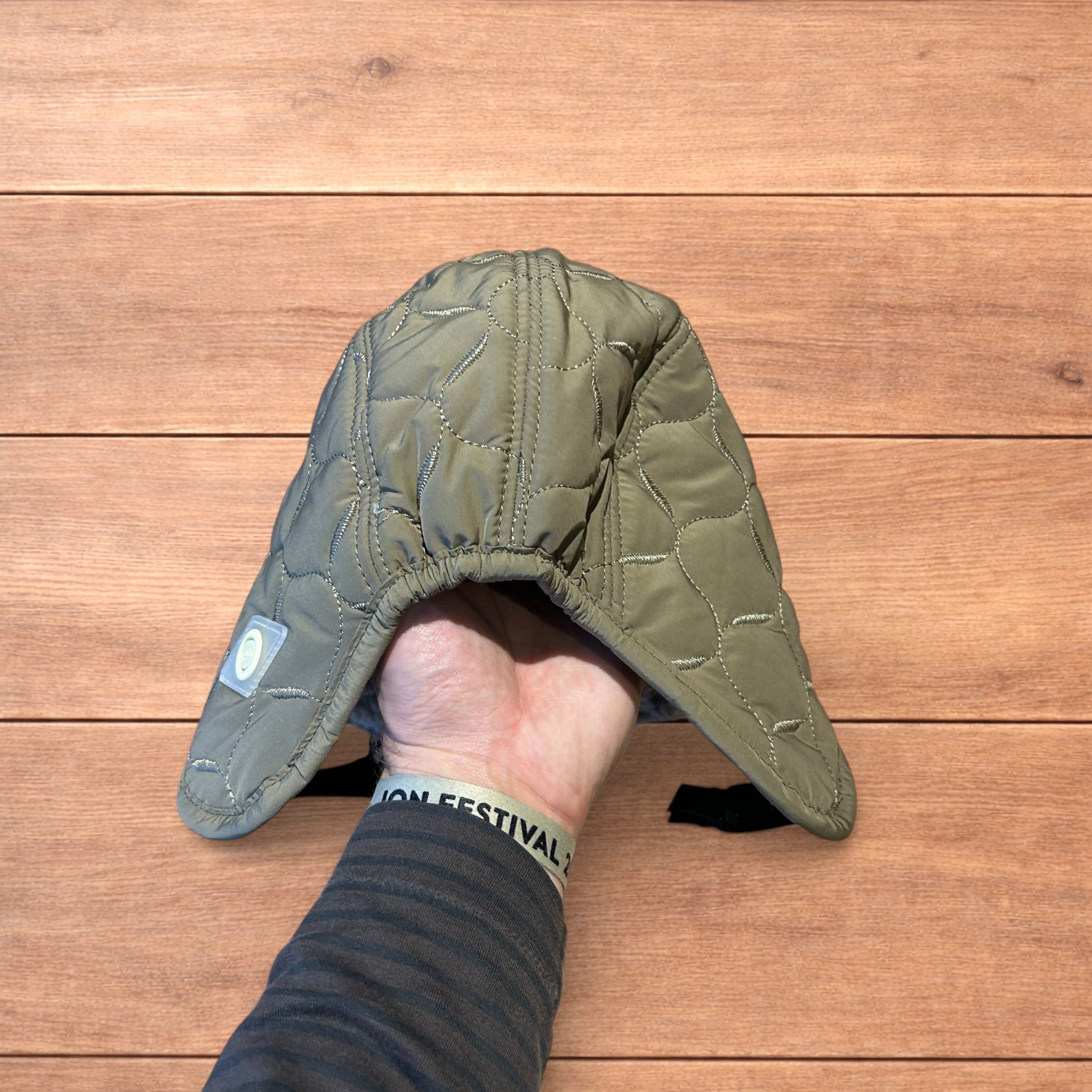 Japanese Brand Russian Trapper Korean padded fluffy hat cap in khaki green. Size ONE SIZE - 6 Thumbnail