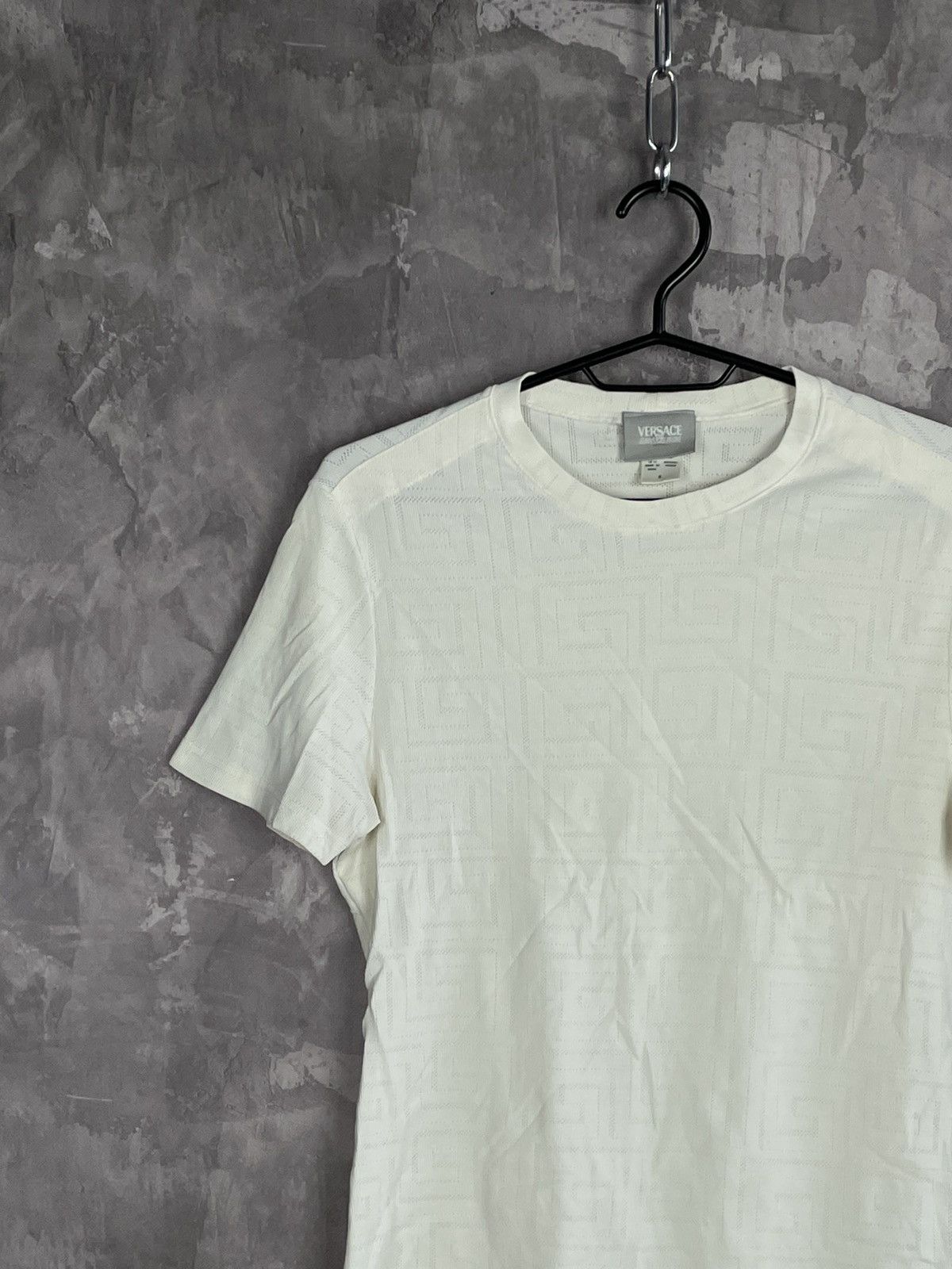 Vintage Vintage Versace T-Shirt Y2K Fashion Italy Size S / US 4 / IT 40 - 3 Thumbnail