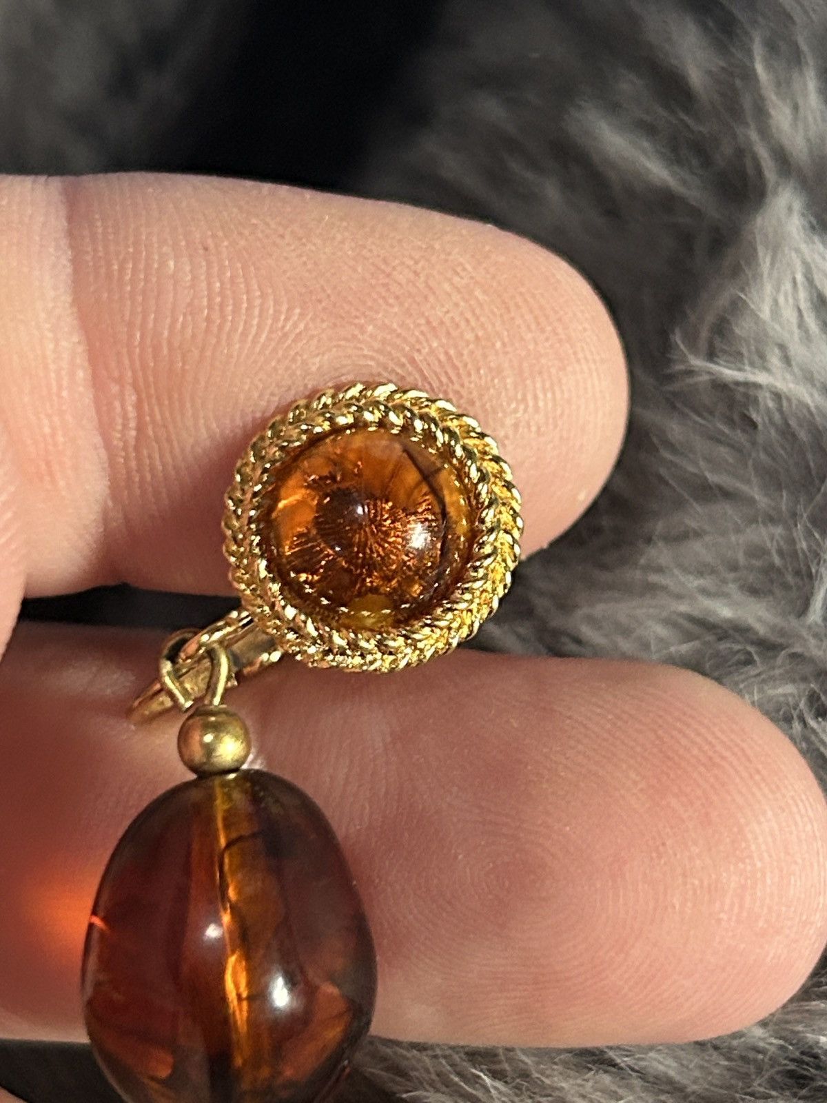 Vintage Vintage Crown Trifari mid century amber lucite earrings Size ONE SIZE - 9 Thumbnail