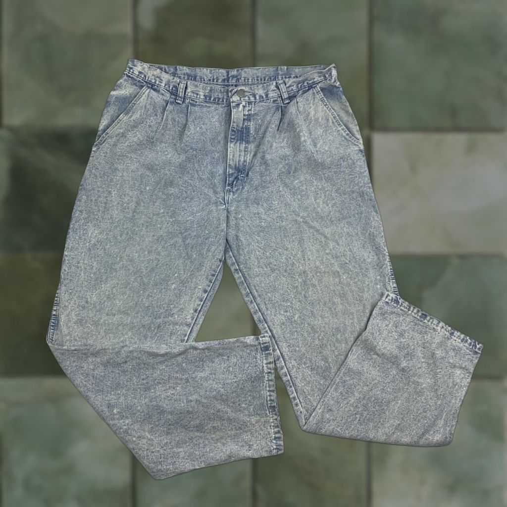 Wrangler VINTAGE Wrangler Jeans Adult 36 Blue Faded Worn Thrashed Made in USA 80s 90s Size US 36 / EU 52 - 1 Thumbnail