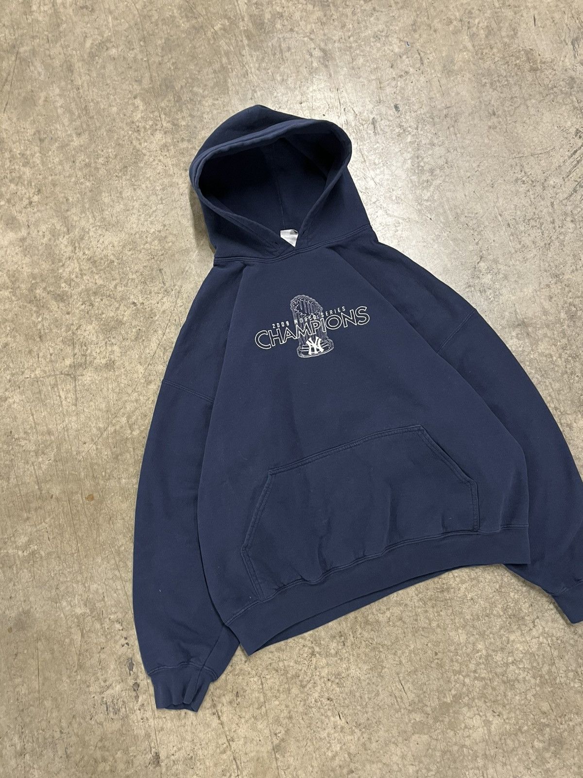 Vintage NY Yankees vintage boxy fit hoodie streetwear hype rare MLB Size US XXL / EU 58 / 5 - 1 Thumbnail