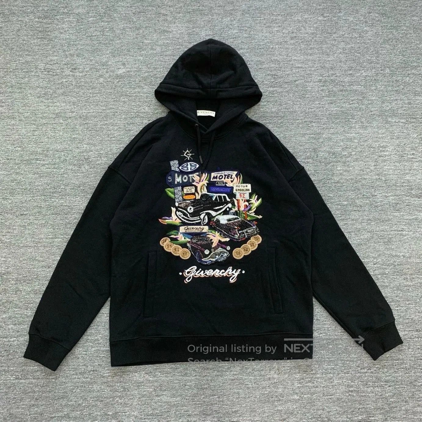 Givenchy Givenchy Black Graphic Hoodie with Beads. Size US L / EU 52-54 / 3 - 1 Thumbnail