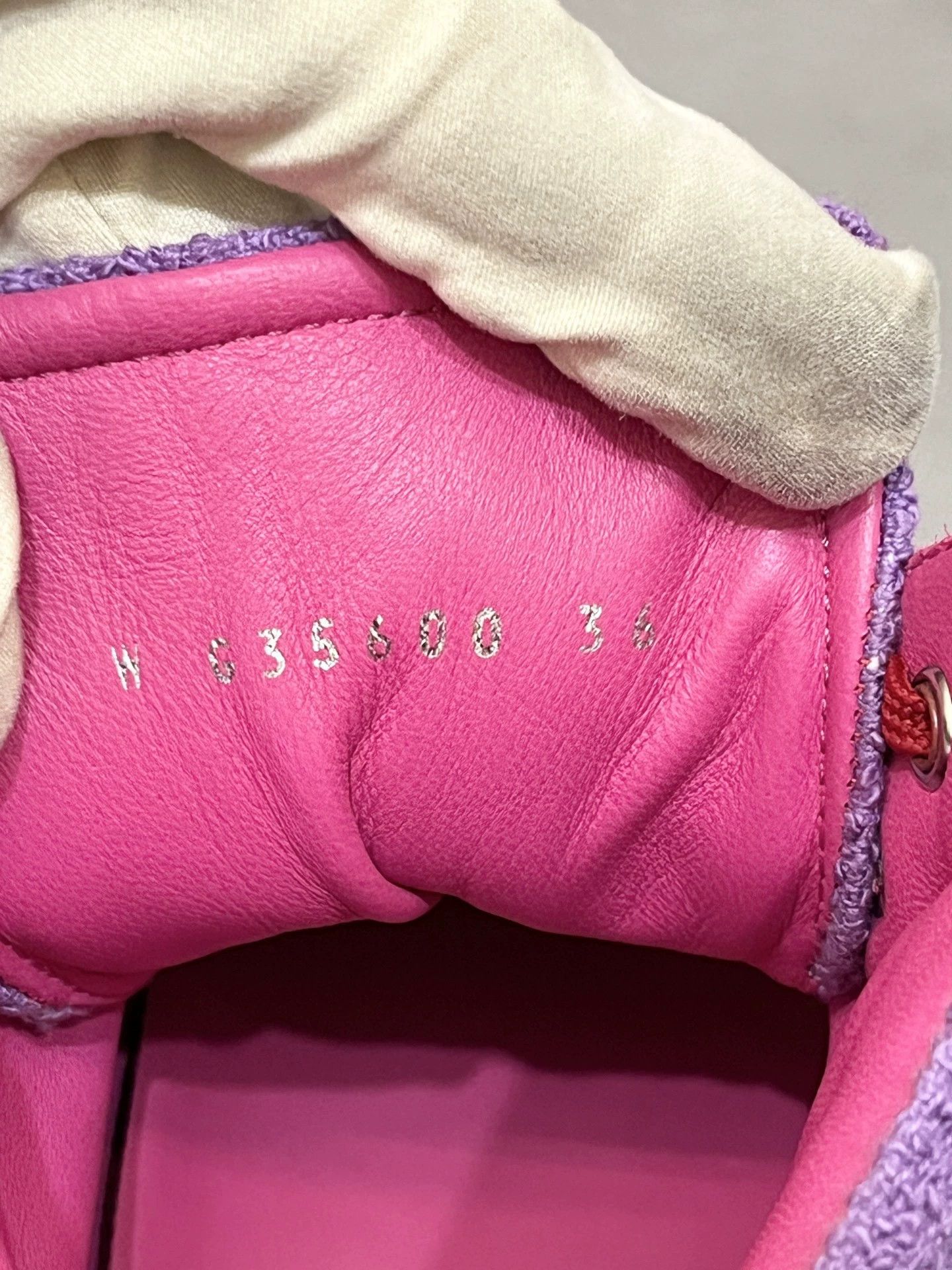 Chanel Chanel pre-owned color blocked high-top sneakers 36 Size US 5.5 / IT 35.5 - 6 Thumbnail