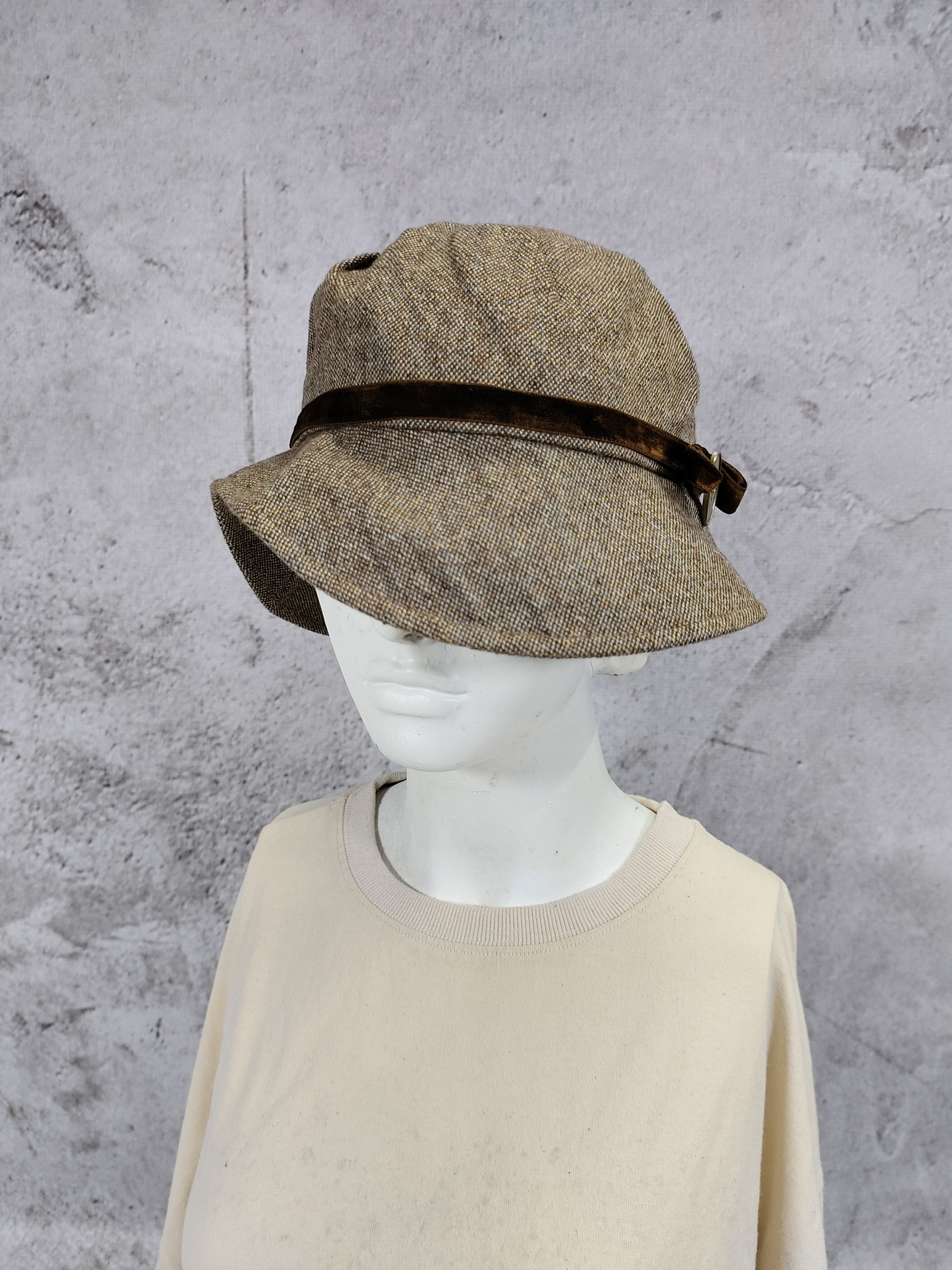 Japanese Brand 2000s Lulu Guinness- Wavy Down Brim Wool Tweed Cloche Hat Size ONE SIZE - 2 Thumbnail
