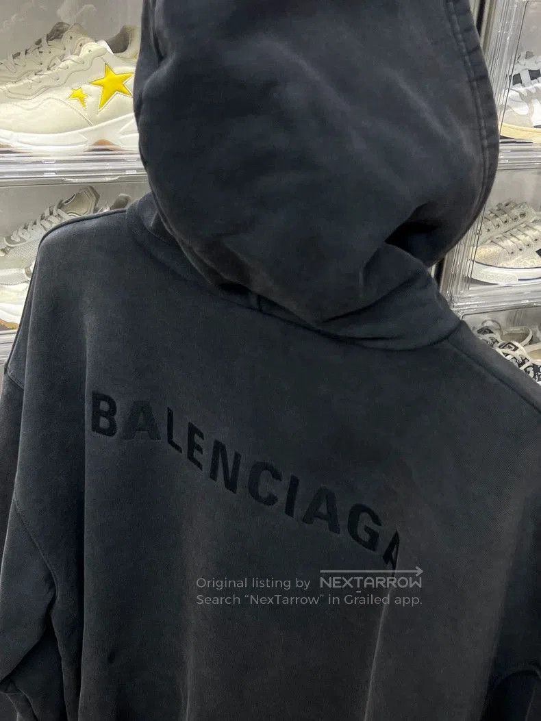 Balenciaga Balenciaga Distressed Embroidered Hoodie XS. Size US XS / EU 42 / 0 - 6 Thumbnail