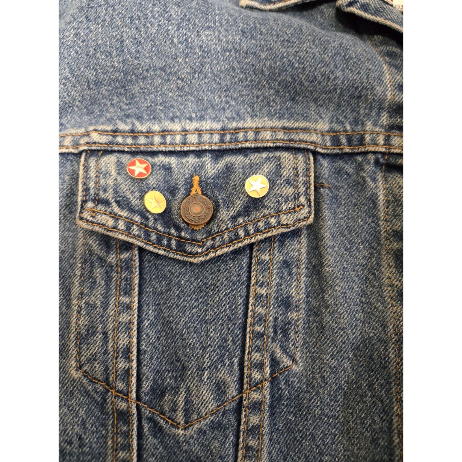 Denime VINTAGE Levi Strauss Trucker Denim Jacket Womens 16/18 Large Regular Blue Denim Full Button Jacket with Logo Spell Out Size 36" / US 14 / IT 50 - 5 Thumbnail