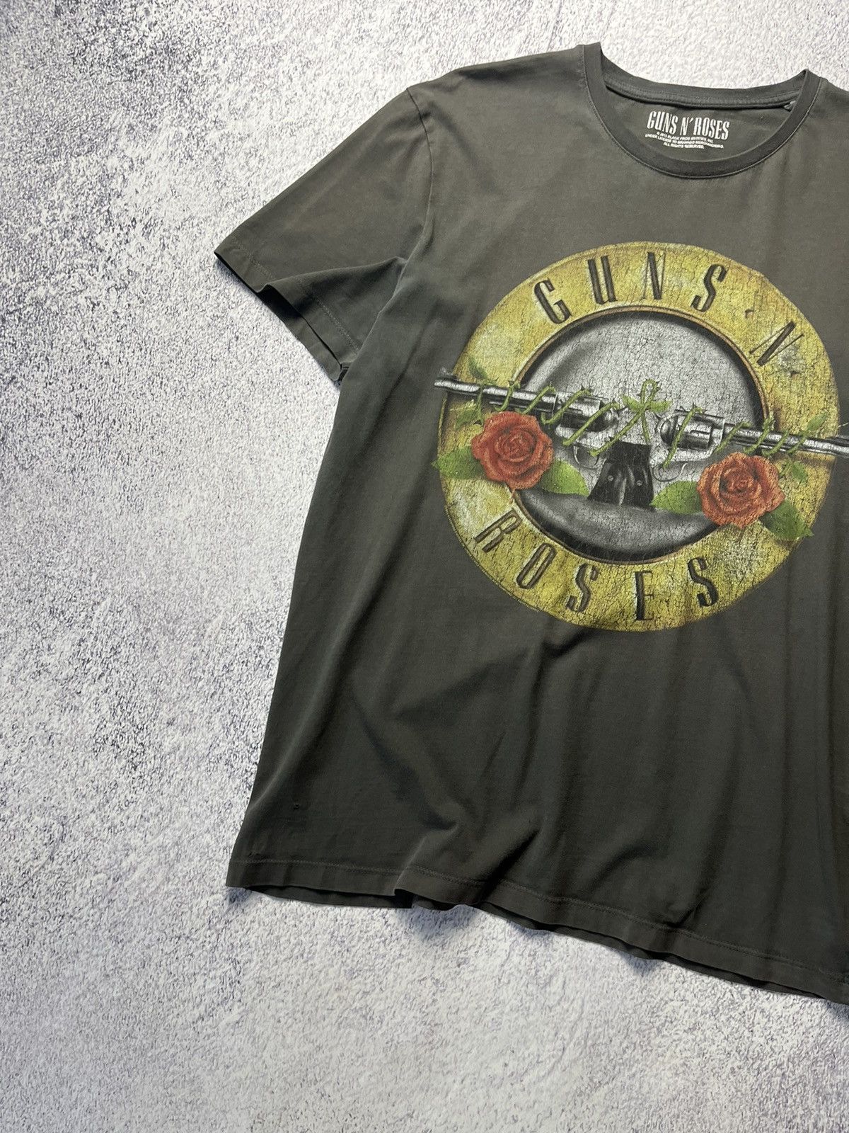 Band Tees Rare Vintage Guns N' Roses band rock tee Y2K Distreesed Size US M / EU 48-50 / 2 - 8 Thumbnail