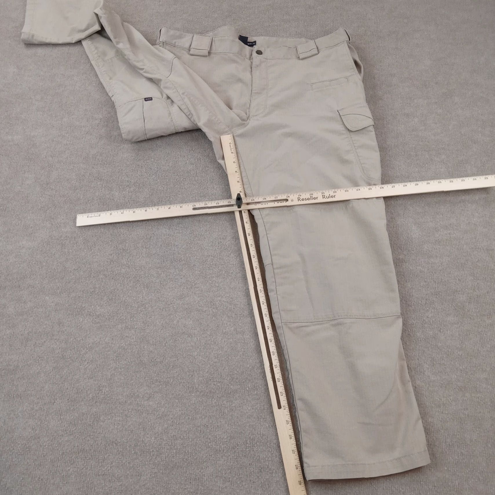 Vintage 5.11 Tactical Mens Cargo Pants Beige Straight Leg 40x30 Ripstop Pockets Size US 40 / EU 56 - 2 Thumbnail