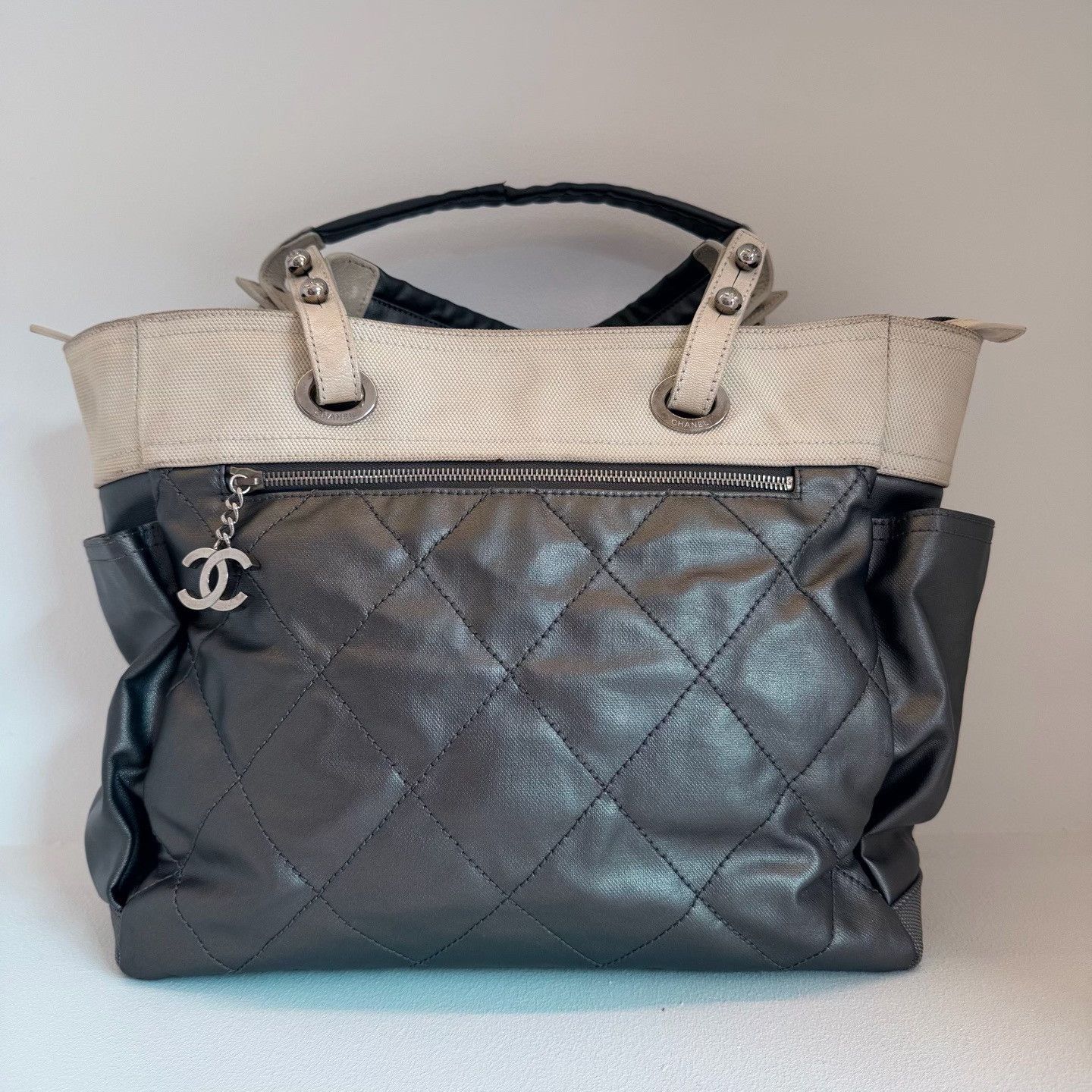 Chanel Pre-loved Bag Very good condition Size ONE SIZE - 1 Thumbnail