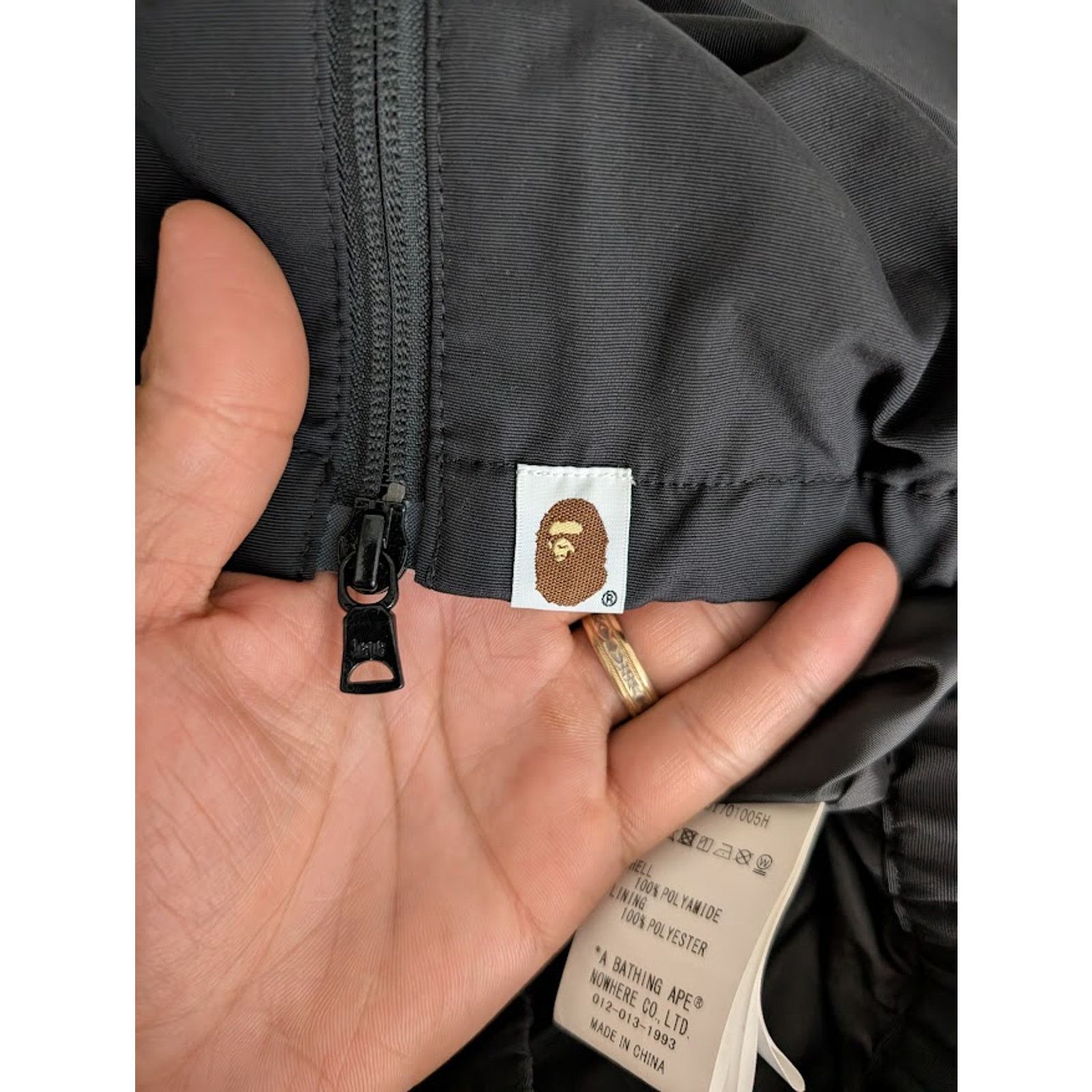 Bape o1rshd1 Logo Windbreaker Jacket in Black Size US L / EU 52-54 / 3 - 20 Thumbnail