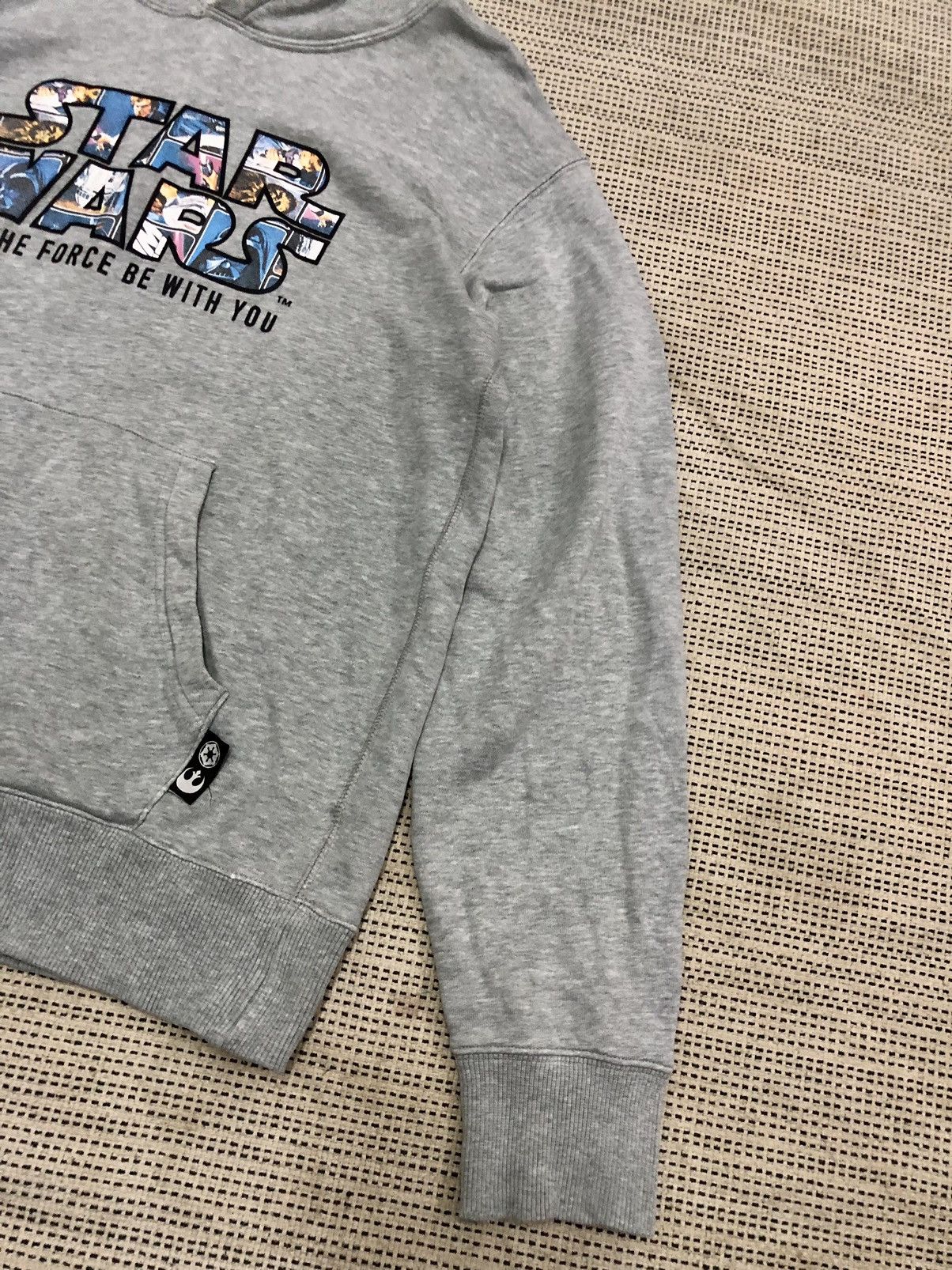 Star Wars × Uniqlo STAR WARS X UNIQLO HOODIE SPELL OUT LOGO Size US M / EU 48-50 / 2 - 3 Thumbnail