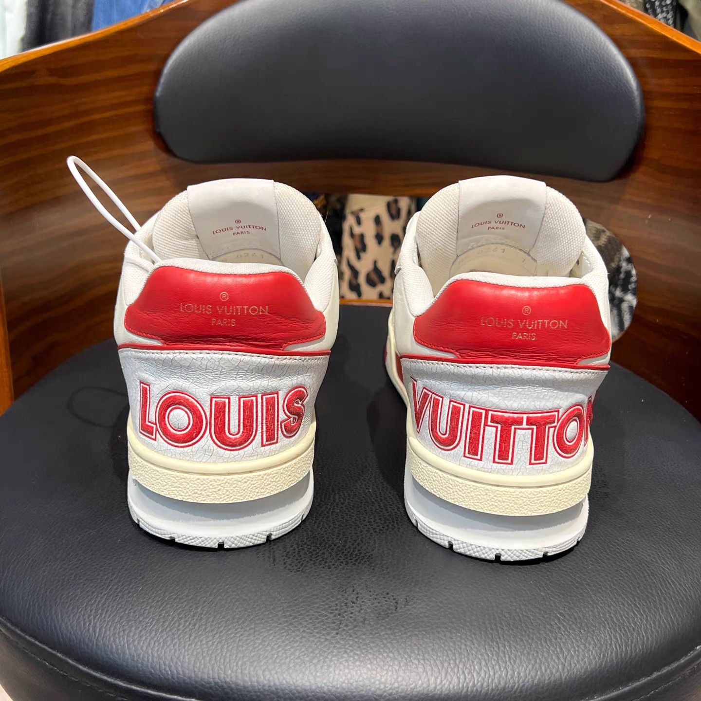 Louis Vuitton Louis Vuitton Trainer Sneakers K15 Size US 7 / EU 40 - 3 Thumbnail