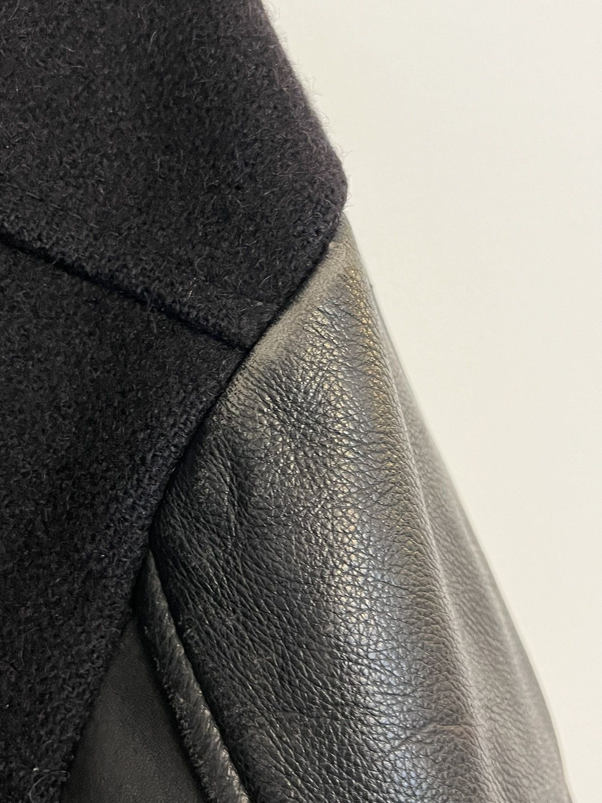 90’s avintage varsity jacket Casino Niagara Black leather