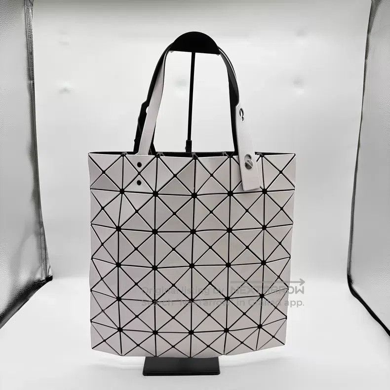 Issey Miyake Issey Miyake White Handbag Size ONE SIZE - 2 Thumbnail