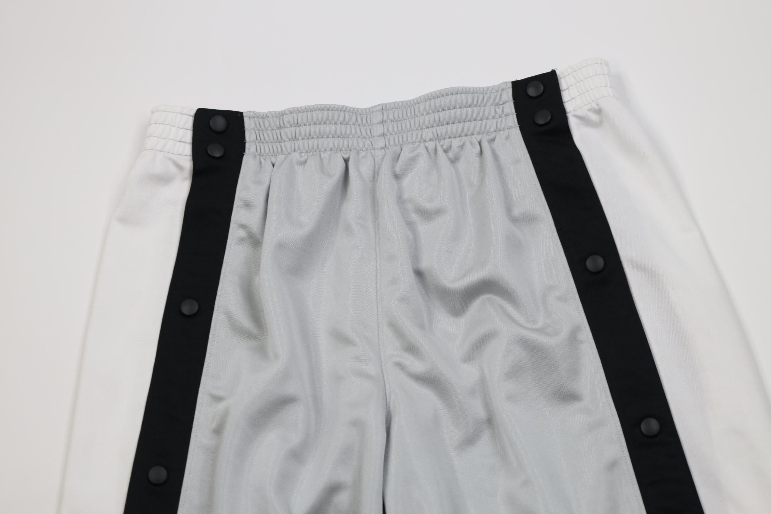 Nike Vintage 90s Nike Mini Swoosh Wide Leg Tearaway Sweatpants Size US 38 / EU 54 - 2 Thumbnail