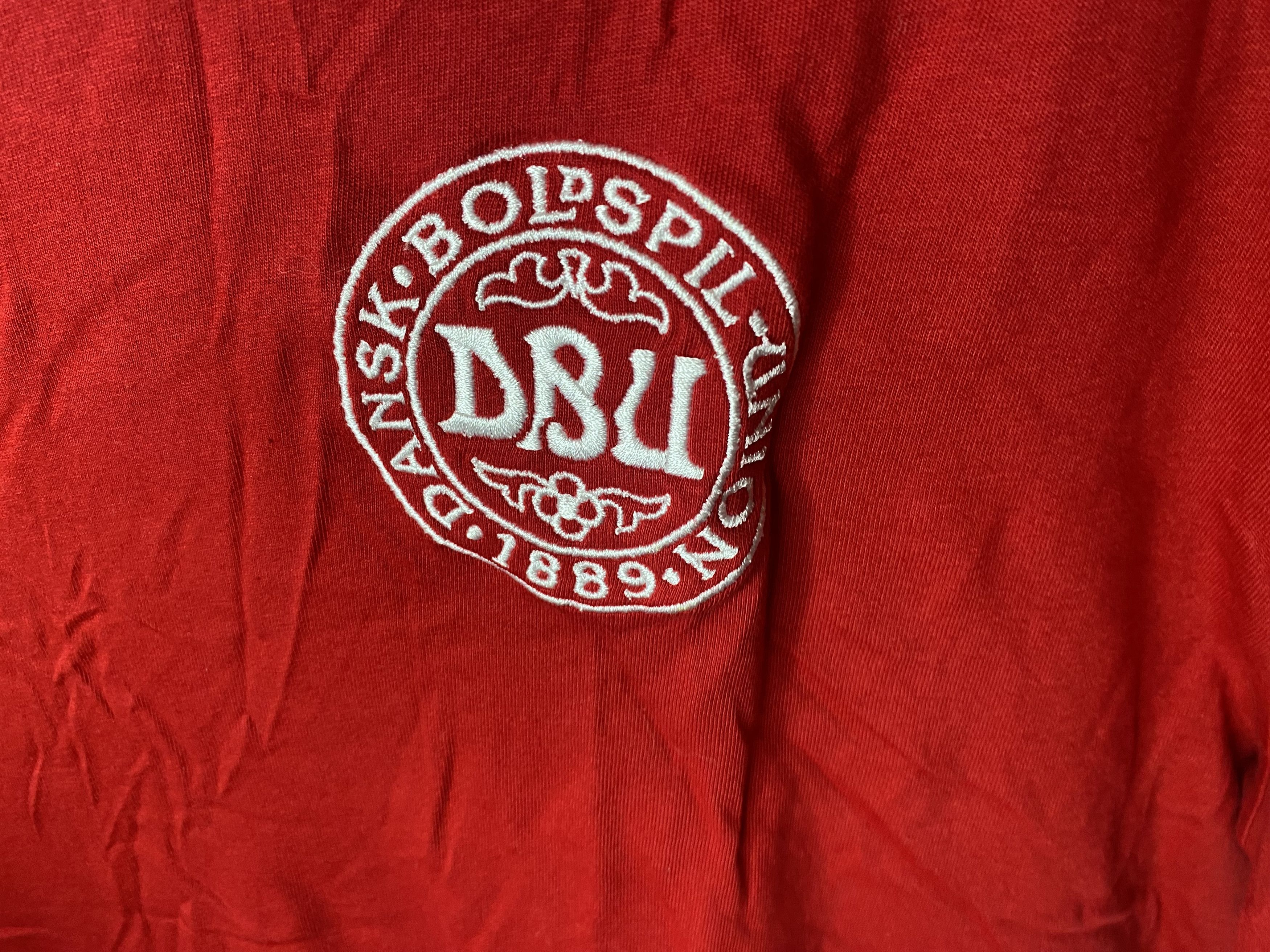 Hummel DENMARK TEAM 2018 2019 COTTON FOOTBALL SHIRT SOCCER JERSEY Size US XL / EU 56 / 4 - 5 Thumbnail