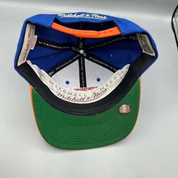 Mitchell & Ness New York Knicks Hat Men Blue Orange Big Logo Snap Back Cap Size ONE SIZE - 2 Thumbnail