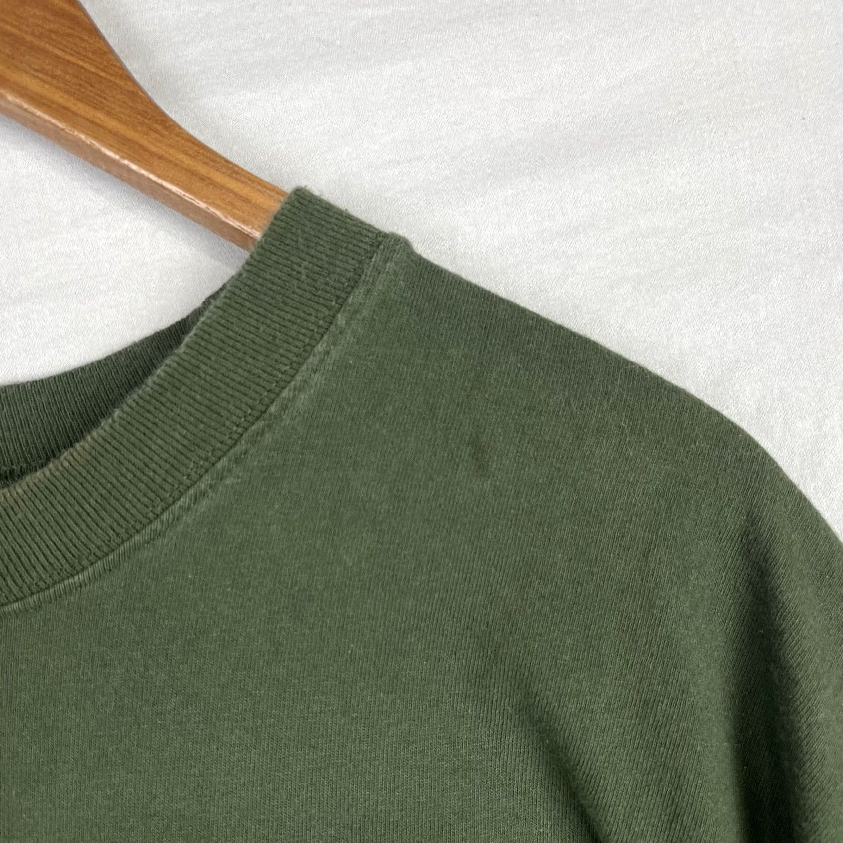 Disney Disney Spirit Jersey Mens 2XL Green Hocus Pocus Be Your Own Kind Of Magic Shirt Mens 2XL Green Disney Spirit Jersey Be Your Own Kind Of Magic Size US XXL / EU 58 / 5 - 4 Thumbnail