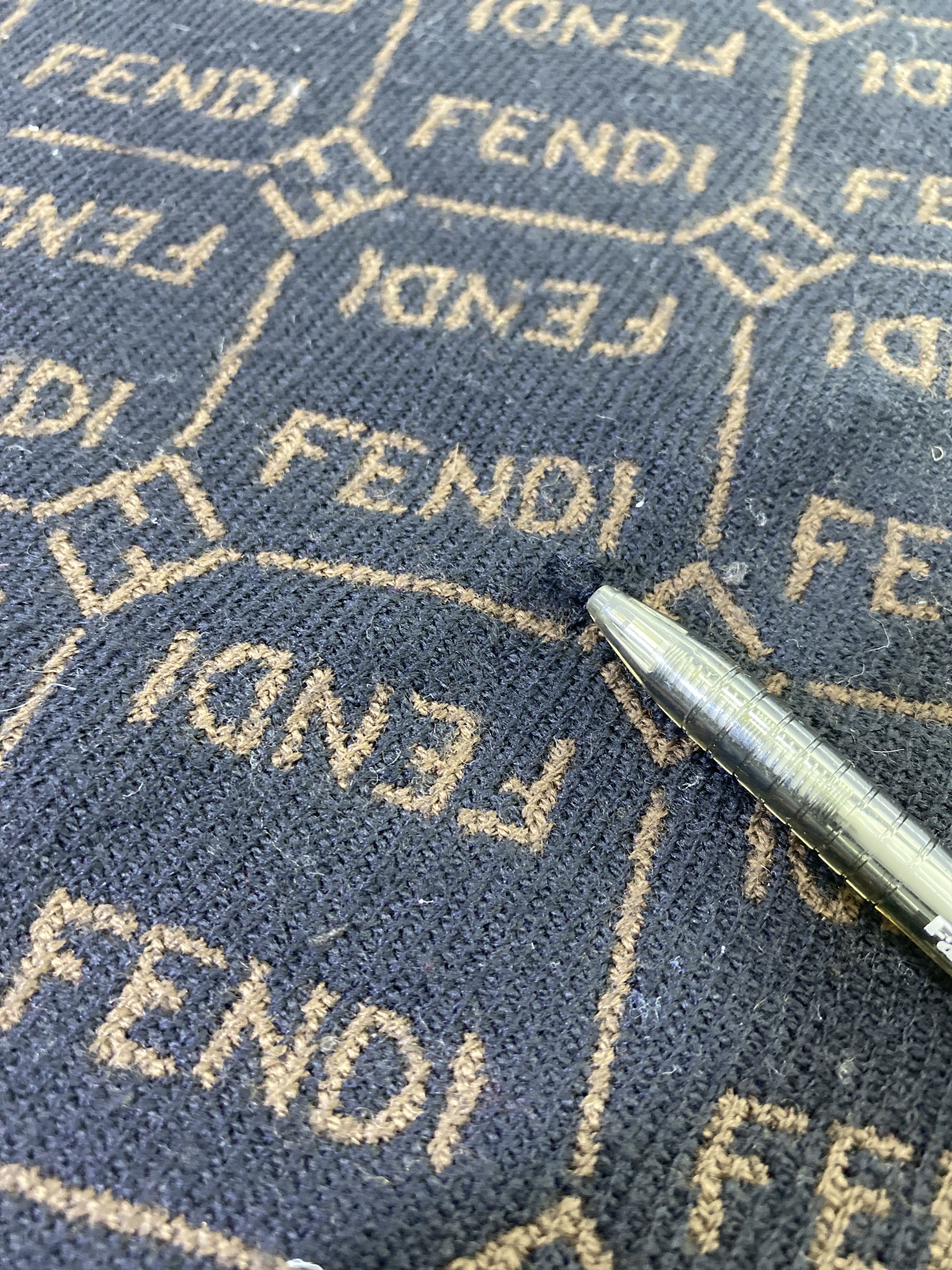Vintage Fendi Missing Tag Scarf / Muffler / Neckwear - T683 Size ONE SIZE - 5 Thumbnail