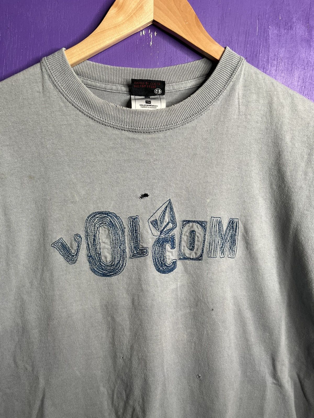 Vintage × Volcom Vintage 90s Volcom strings embroidered logo t-shirt Size US XL / EU 56 / 4 - 3 Thumbnail
