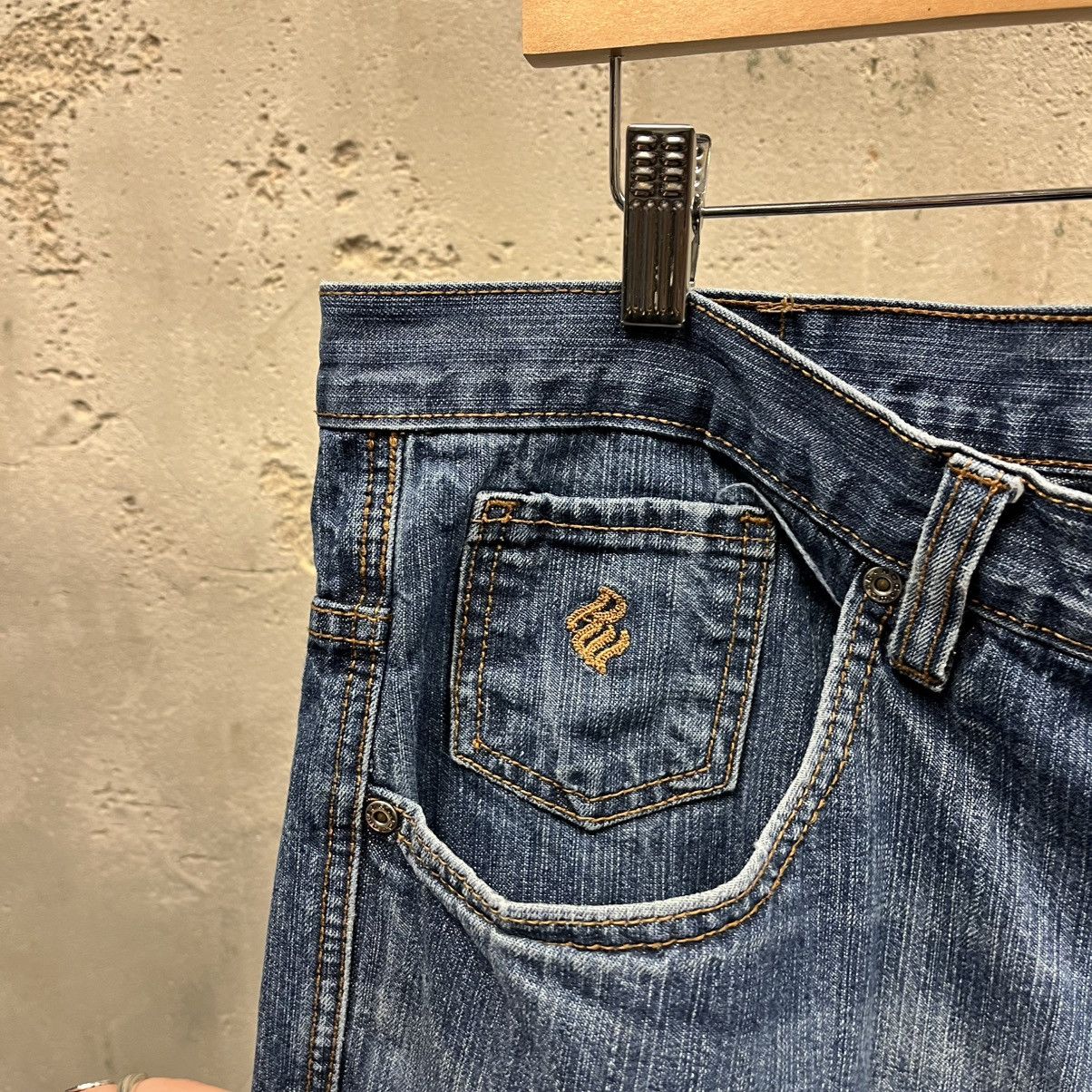 Vintage Rocawear Dark Wash Embroidered Baggy Y2K R Logo Jeans 42 90s Size US 40 / EU 56 - 5 Thumbnail