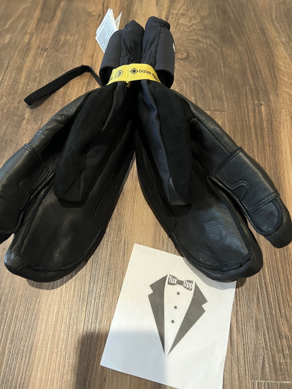 HIDDEN × Salomon HIDDEN x Salomon Gortex Gloves Size ONE SIZE - 7 Thumbnail