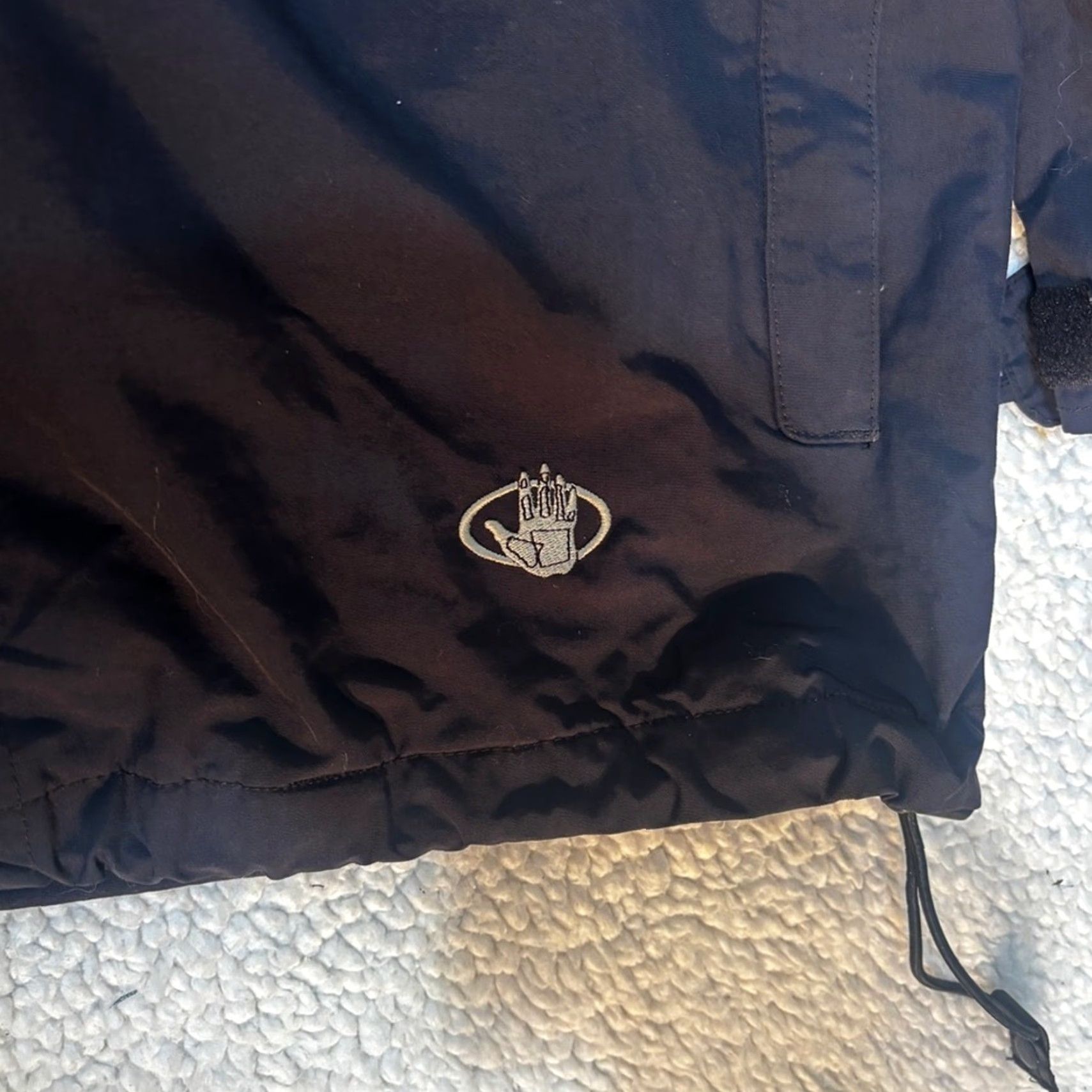 Body Glove VINTAGE Body Glove Jacket Unisex Adults L Blue Nylon Waterproof Hooded Snow Overcoat 1990s Y2K Shirts? Size US L / EU 52-54 / 3 - 7 Thumbnail