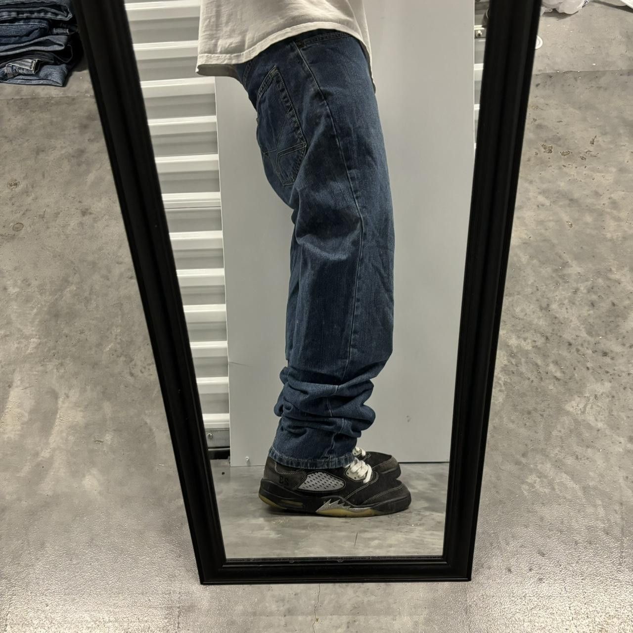 Japanese Brand × Vintage Crazy Vintage Y2K/2000s Grunge Dark Wash Essential Denim Jeans! Size US 32 / EU 48 - 2 Thumbnail