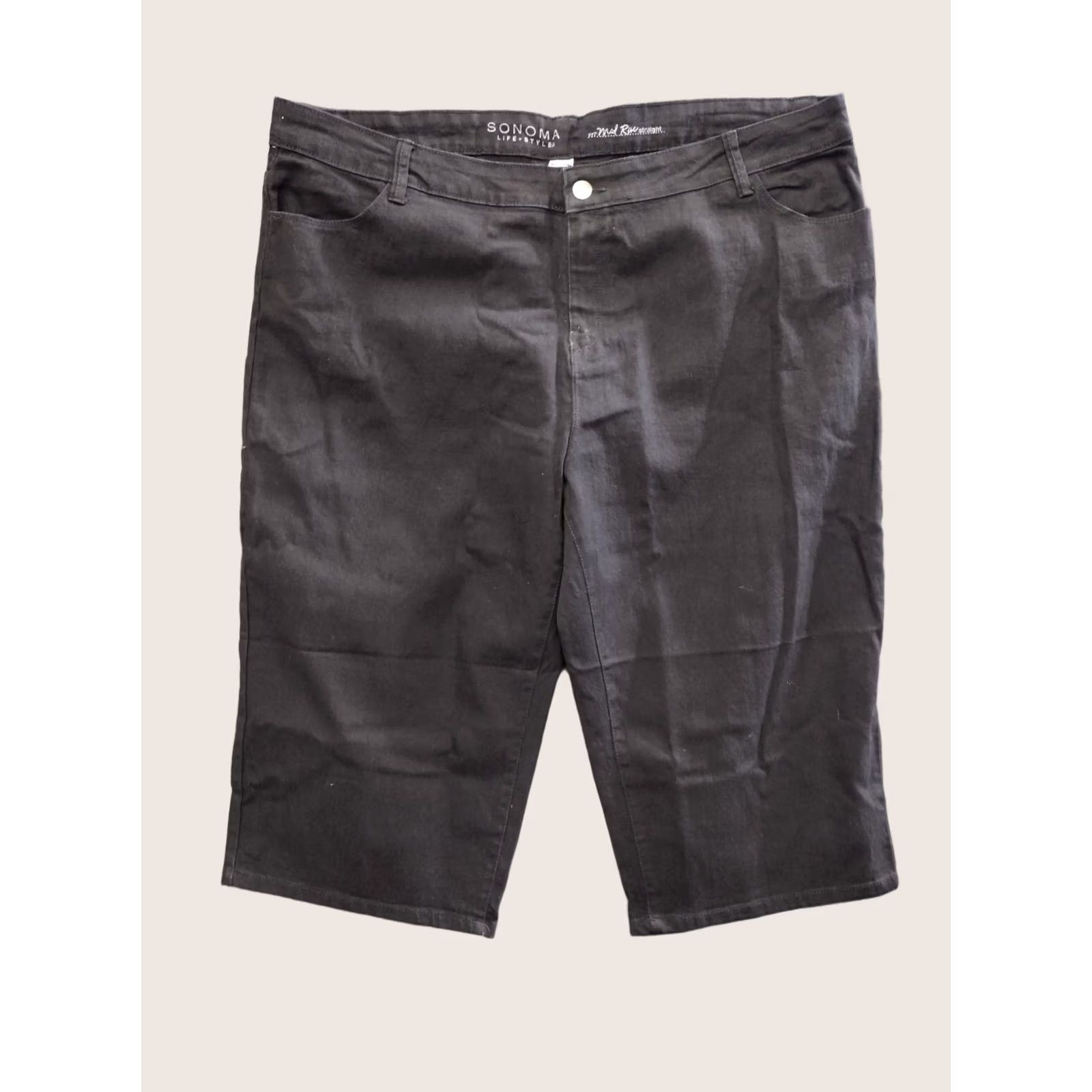 Vintage Sonoma Women's Bermuda Shorts Bermuda Black Size 24 Mid Rise Stretch Cotton Blend Dark Denim Bermuda Shorts Black Women Size 24 Size 30" / US 8 / IT 44 - 1 Thumbnail