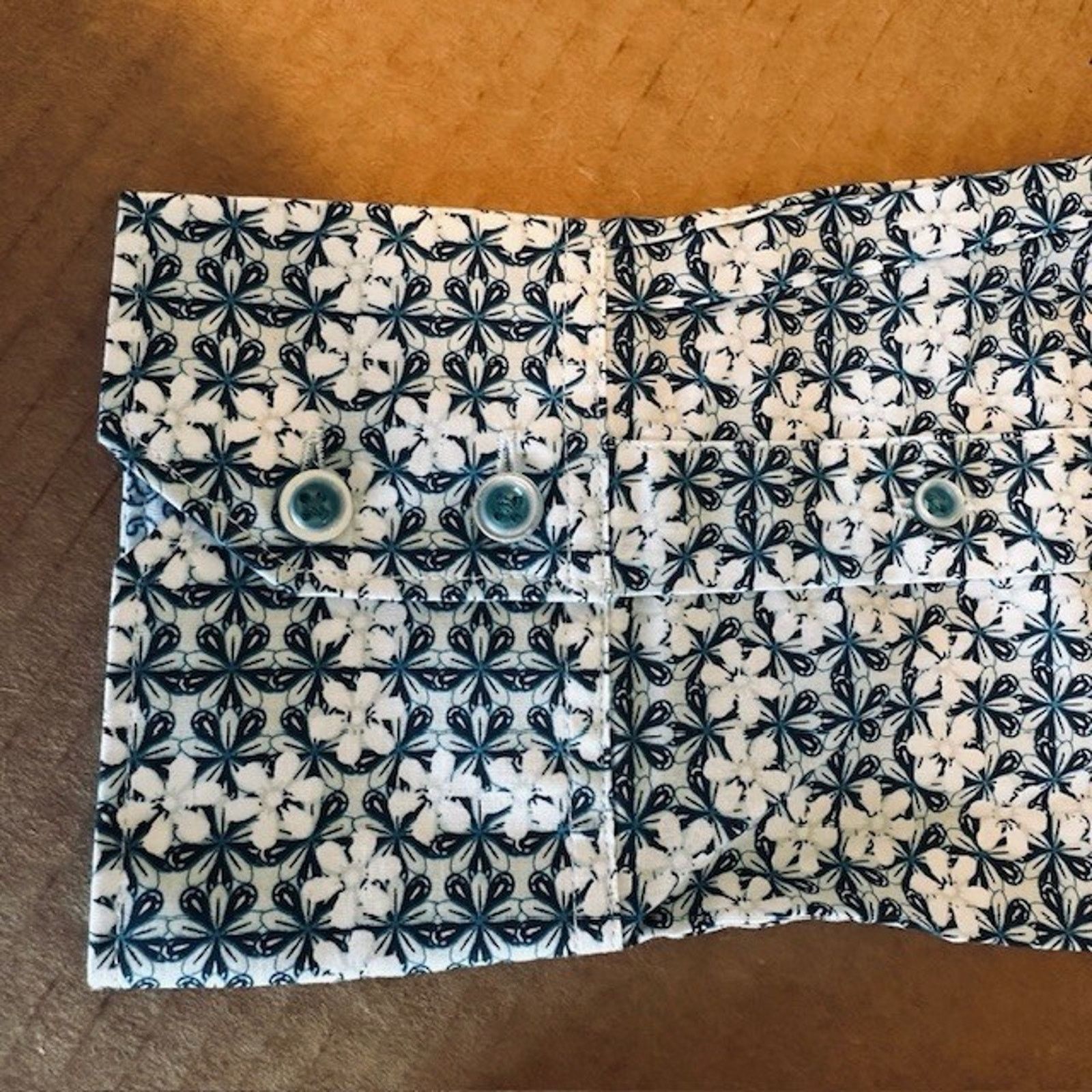 Robert Graham Robert Graham Button Shirt LR Classic Fit Floral Blue/White Size US L / EU 52-54 / 3 - 14 Thumbnail