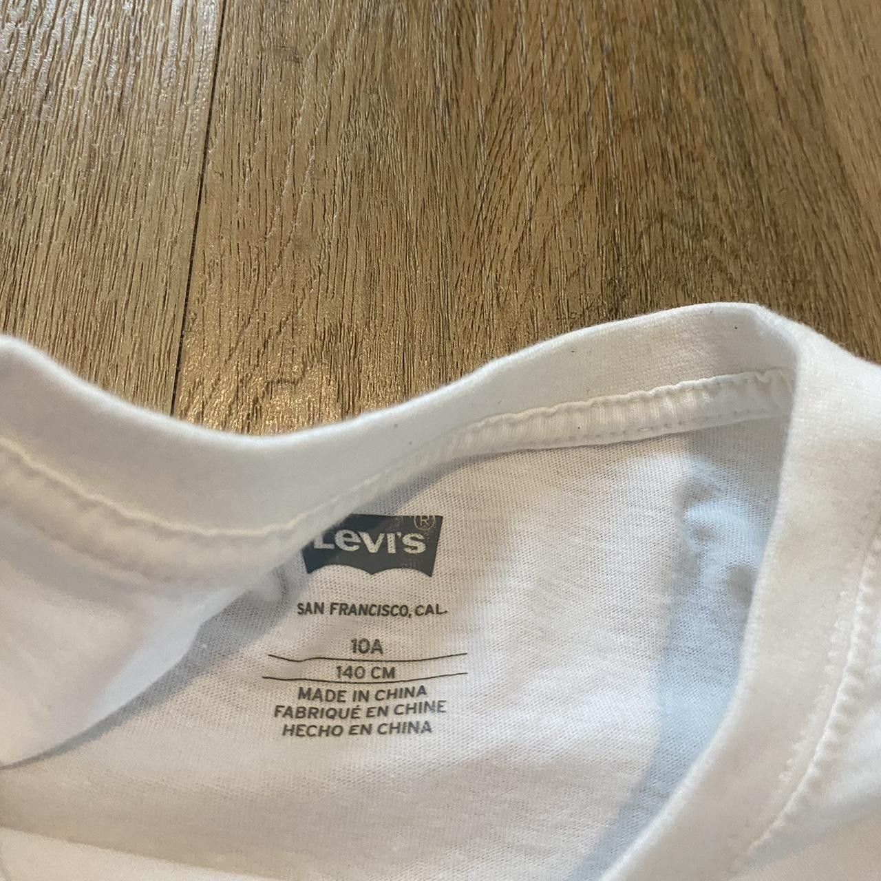 Levi's Levi's white crop top #croptop Premium Boxy Size US XXS / EU 40 - 4 Thumbnail